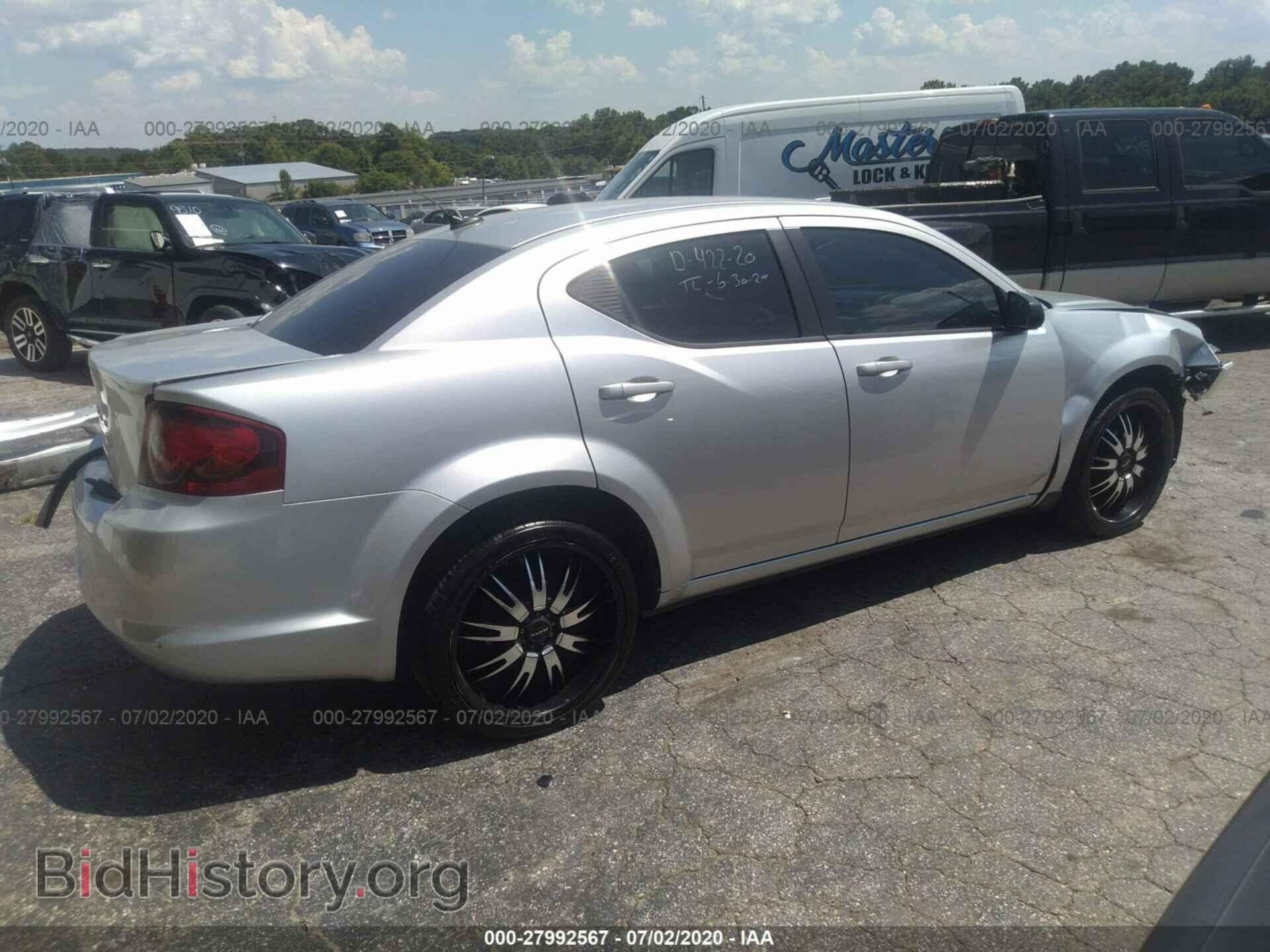 2011 DODGE AVENGER - VIN: 1B3BD4FB6BN534124 - Photo 4