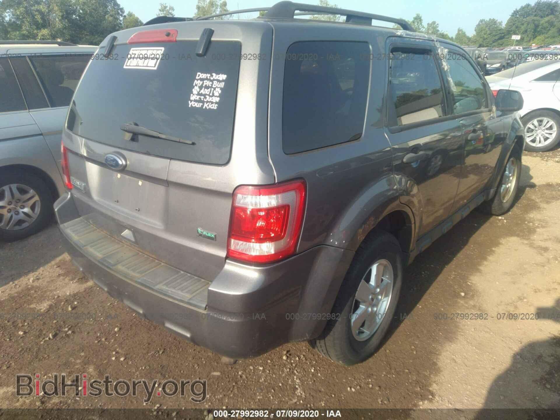 2011 FORD ESCAPE - VIN: 1FMCU9DG9BKA51402 - Photo 4