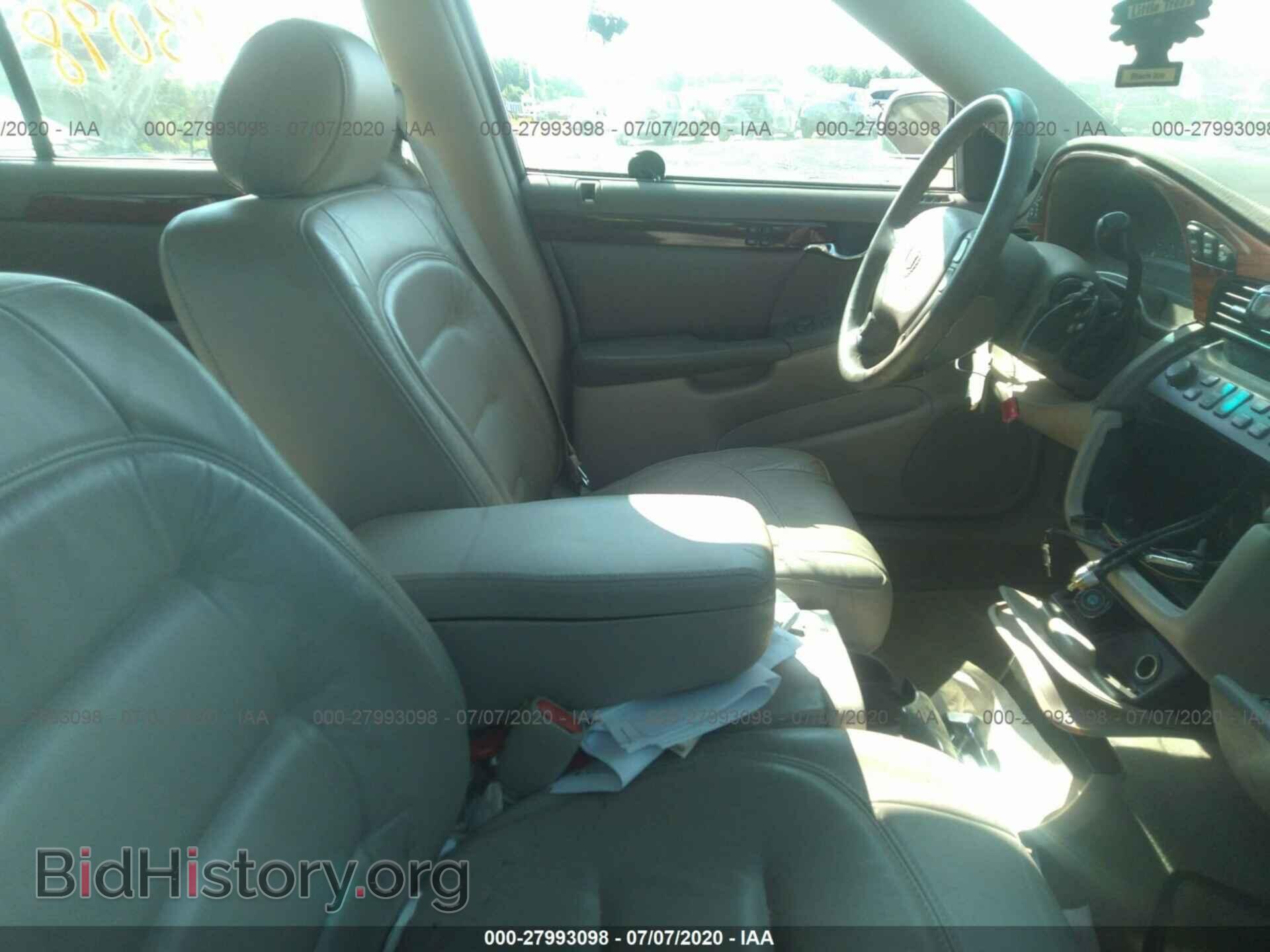 2000 Cadillac Deville - VIN: 1G6KD54YU216077 - Photo 5