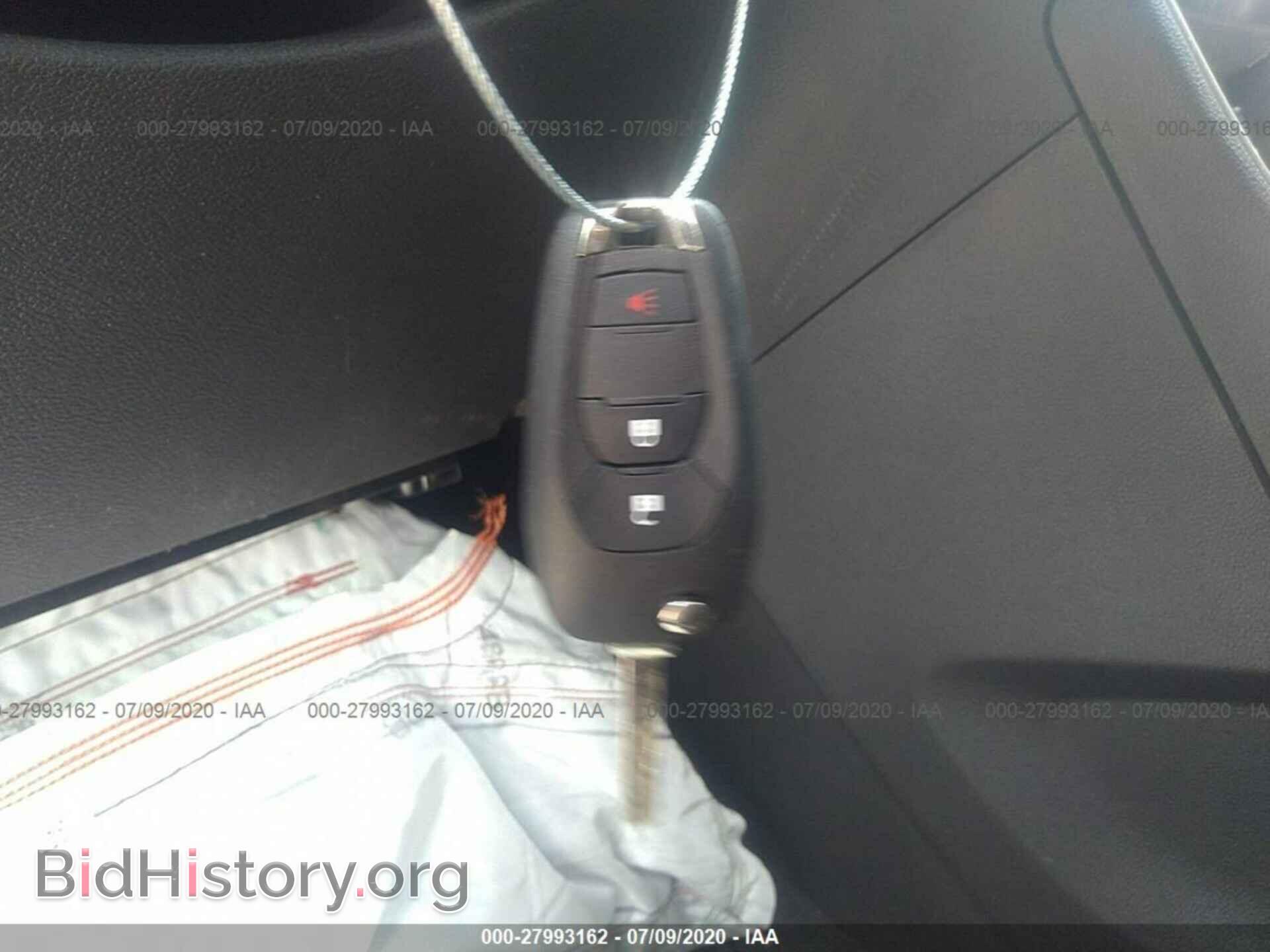 2019 CHEVROLET TRAX - VIN: 3GNCJKSB3KL258868 - Фото 11