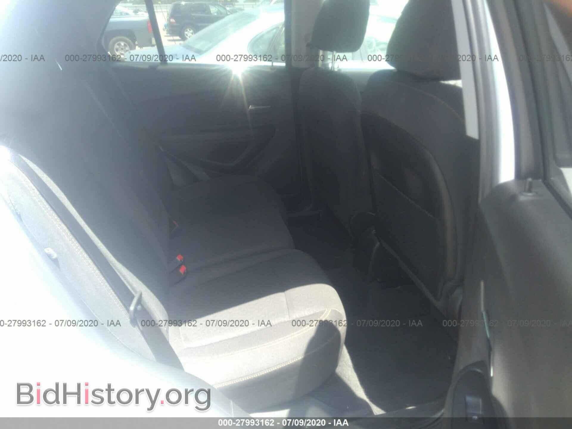 2019 CHEVROLET TRAX - VIN: 3GNCJKSB3KL258868 - Фото 8