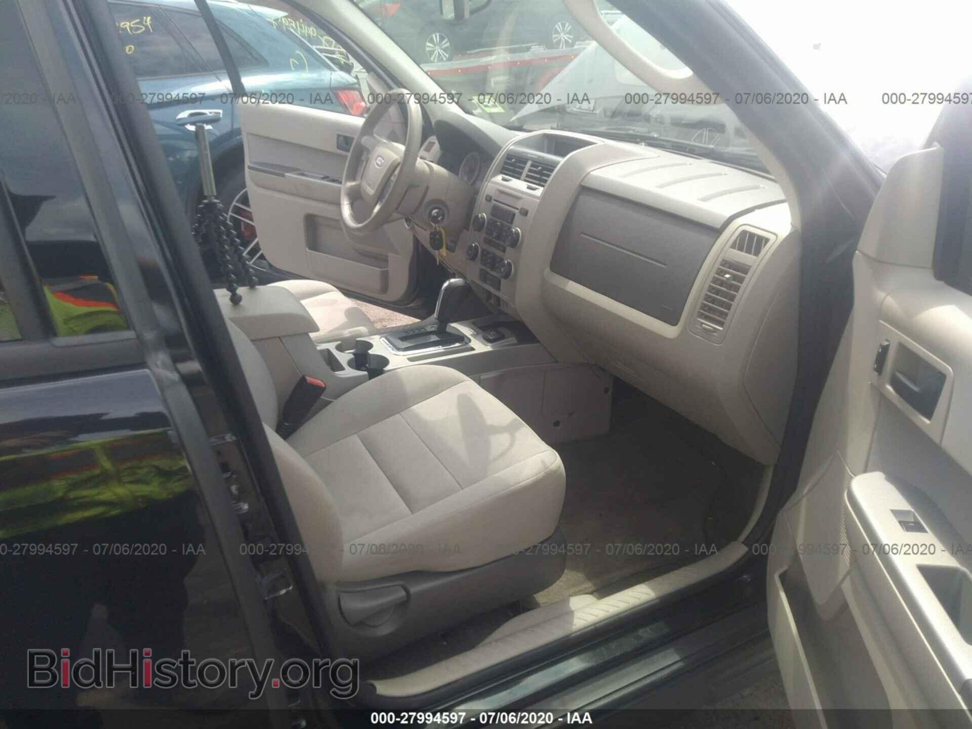 2011 FORD ESCAPE - VIN: 1FMCU5K38BKC25372 - Фото 5