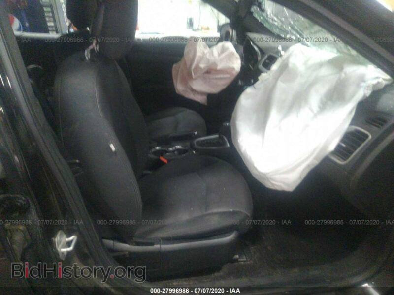 2011 Dodge AVENGER (VIN 1B3BD4FB9BN609317) — photo 5 of 12