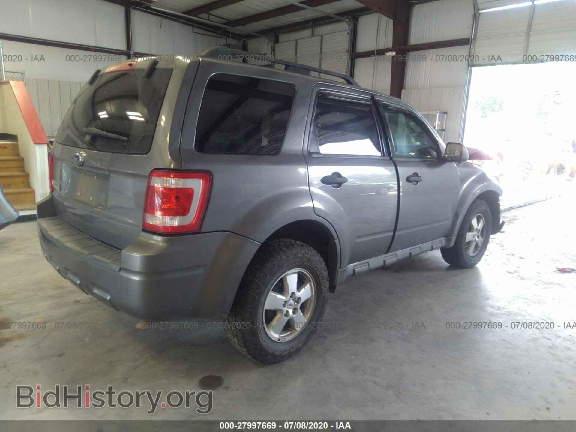 2009 FORD ESCAPE - VIN: 1FMCU03759KA92603 - Photo 4