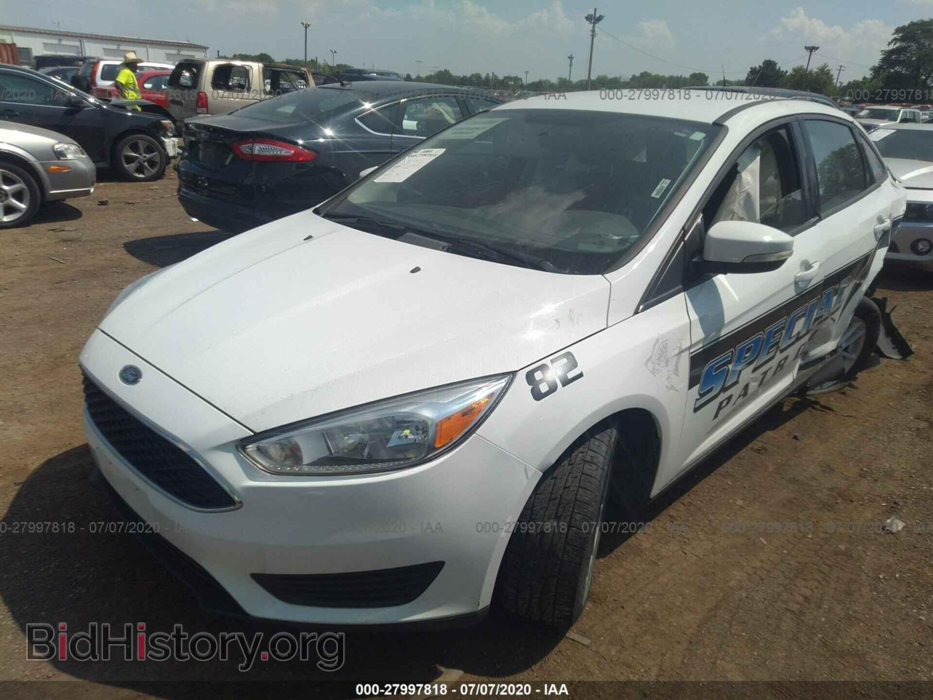 2016 FORD FOCUS - VIN: 1FADP3F28GL292843 - Photo 2