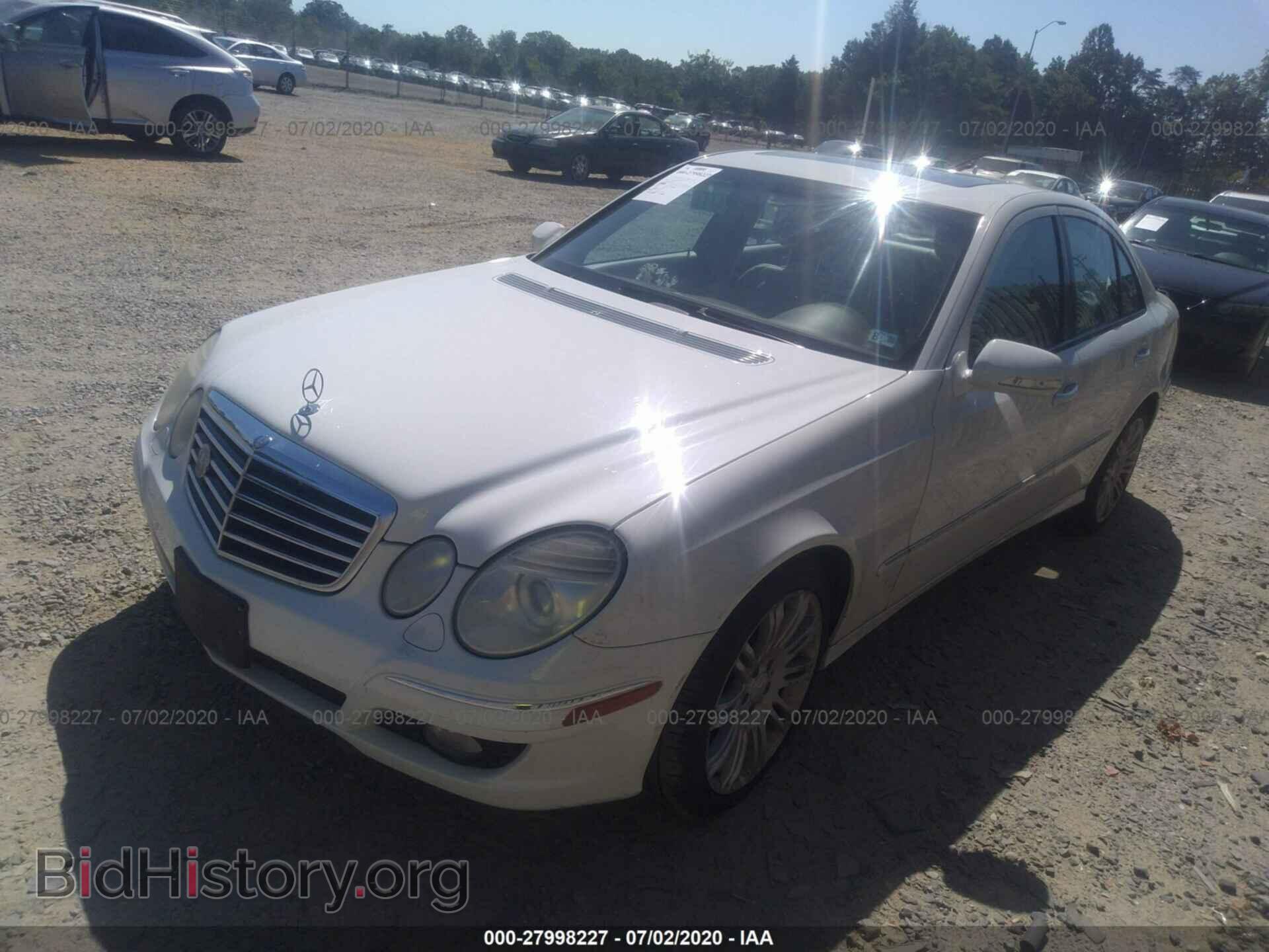 2008 MERCEDES-BENZ E-CLASS - VIN: WDBUF87X58B290882 - Фото 2