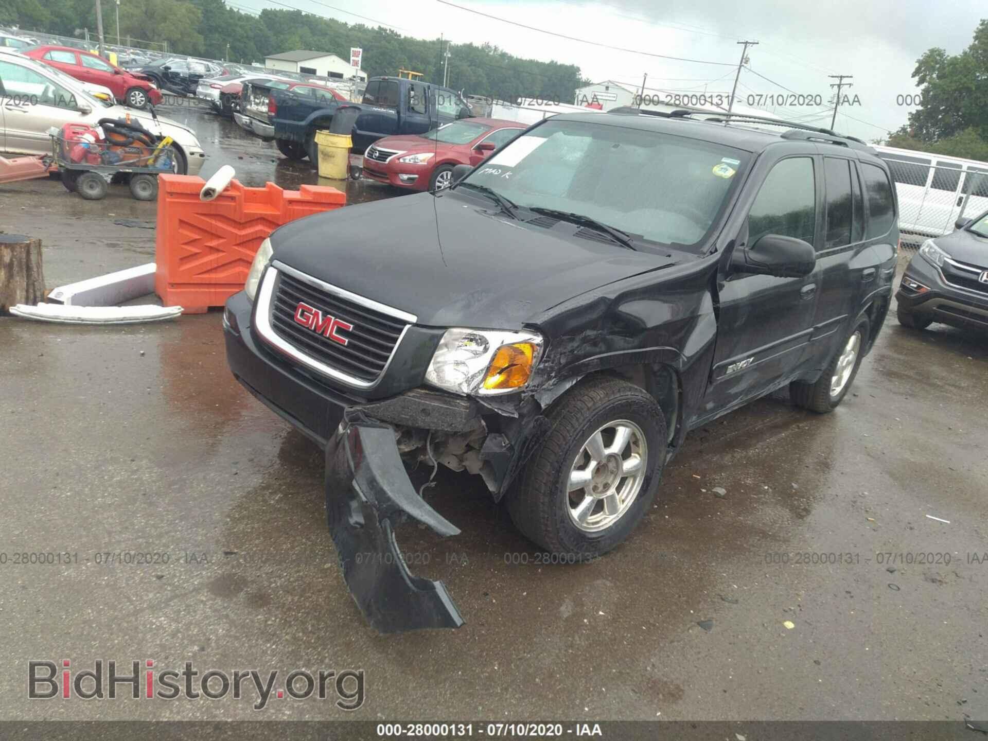 2004 GMC ENVOY - VIN: 1GKDS13S742374604 - Photo 2