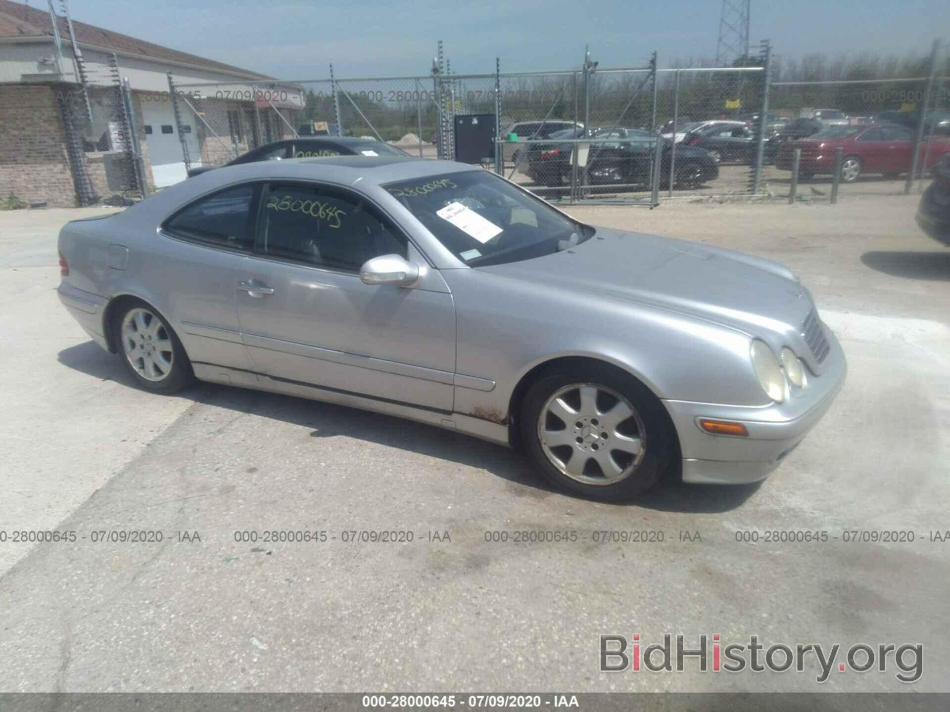 Photo WDBLJ65GX2T102442 - MERCEDES-BENZ CLK 2002