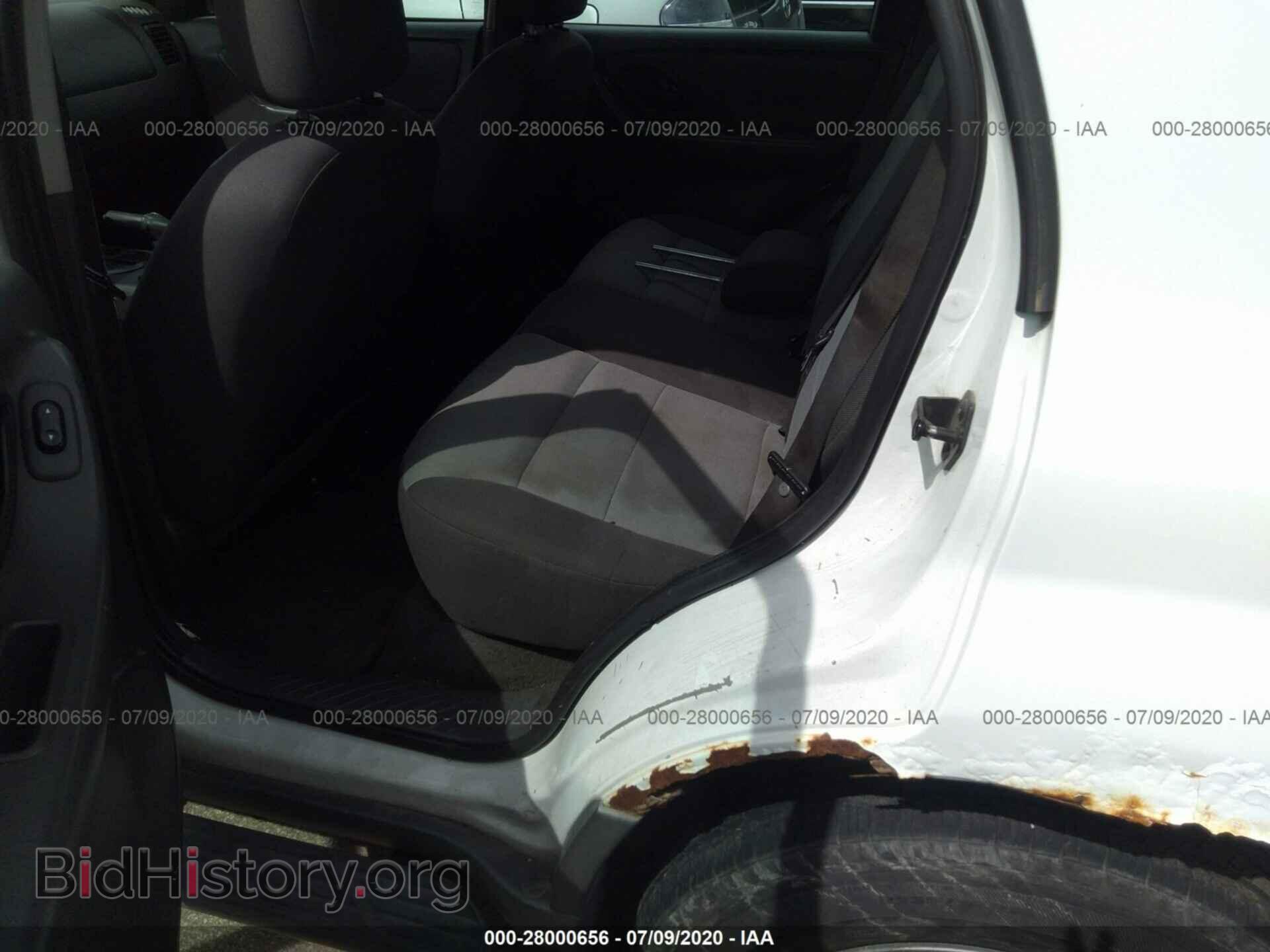 2006 FORD ESCAPE - VIN: 1FMYU92Z46KA53932 - Фото 8