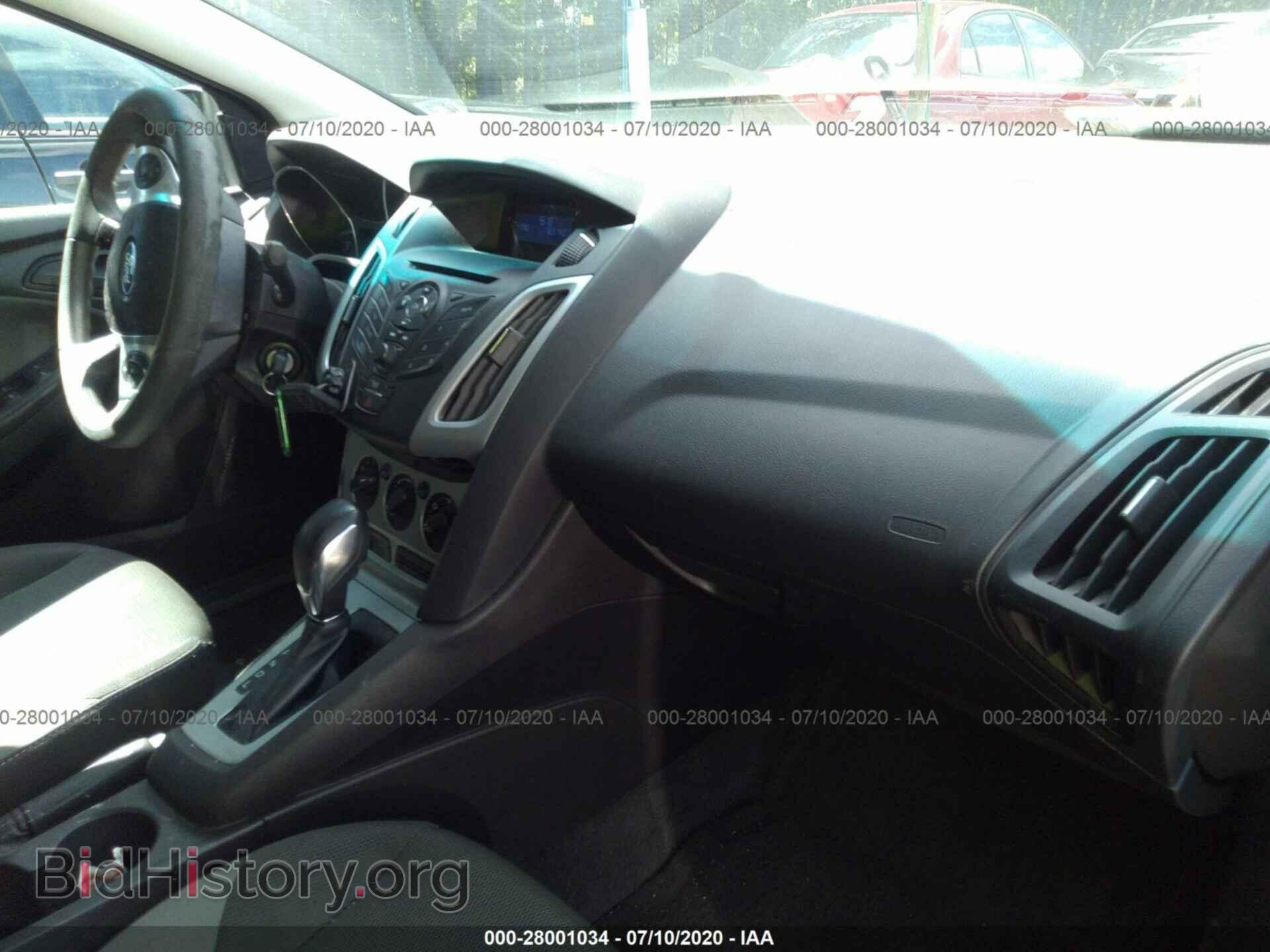 2012 FORD FOCUS - VIN: 1FAHP3F22CL217132 - Photo 5