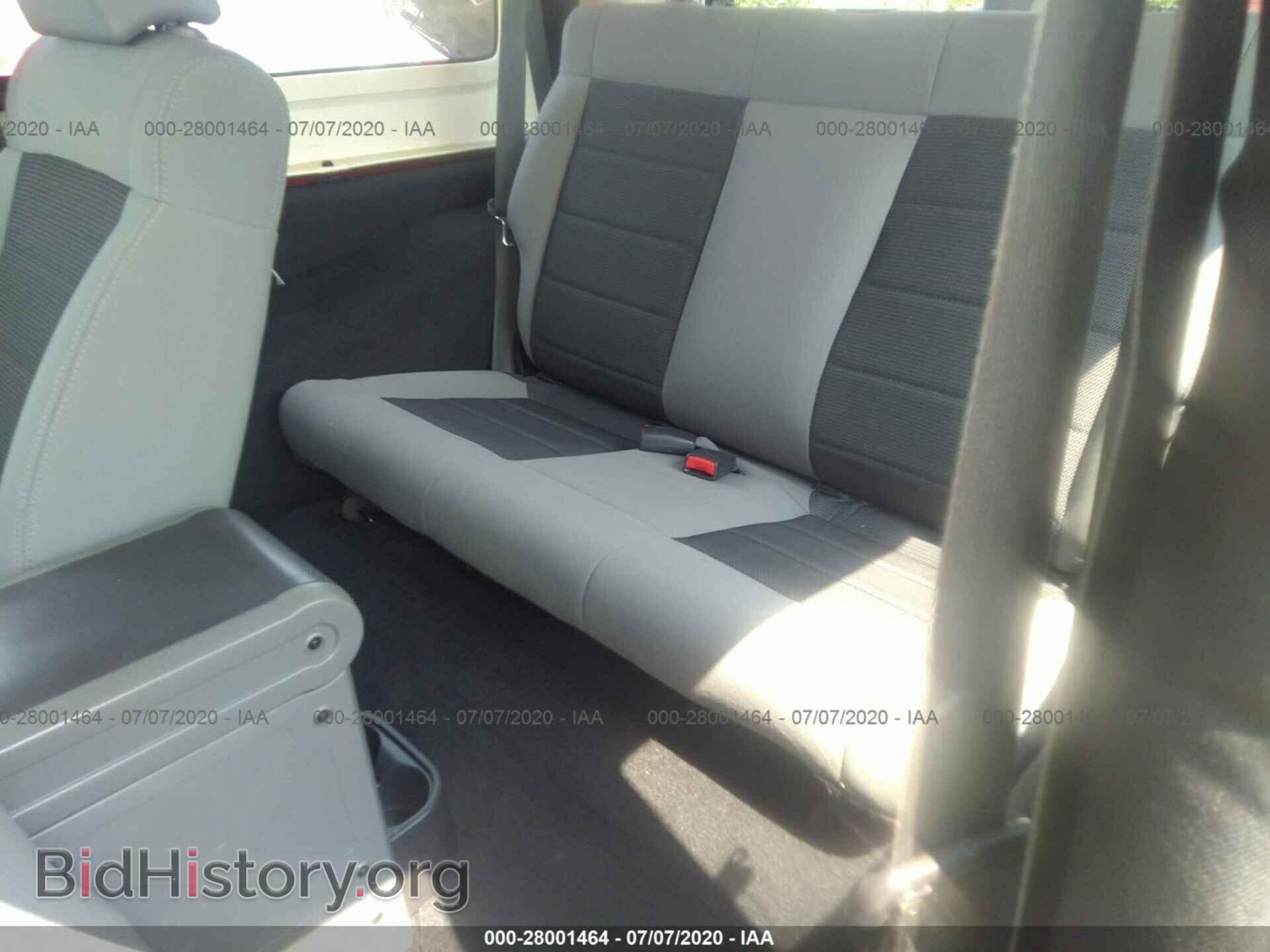 2008 JEEP WRANGLER - VIN: 1J4FA24118L533470 - Фото 8