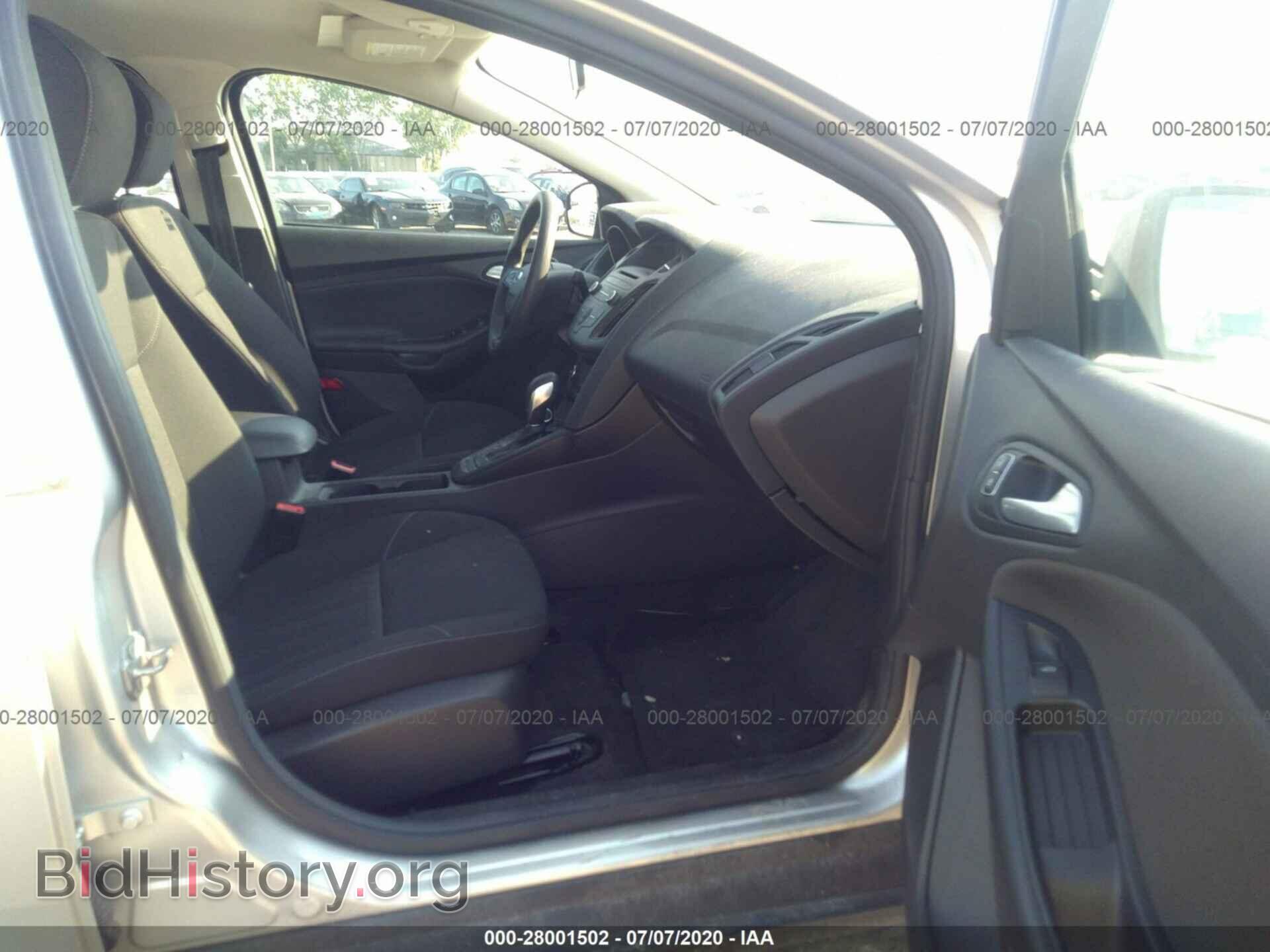 2017 FORD FOCUS - VIN: 1FADP3F28HL302532 - Photo 5