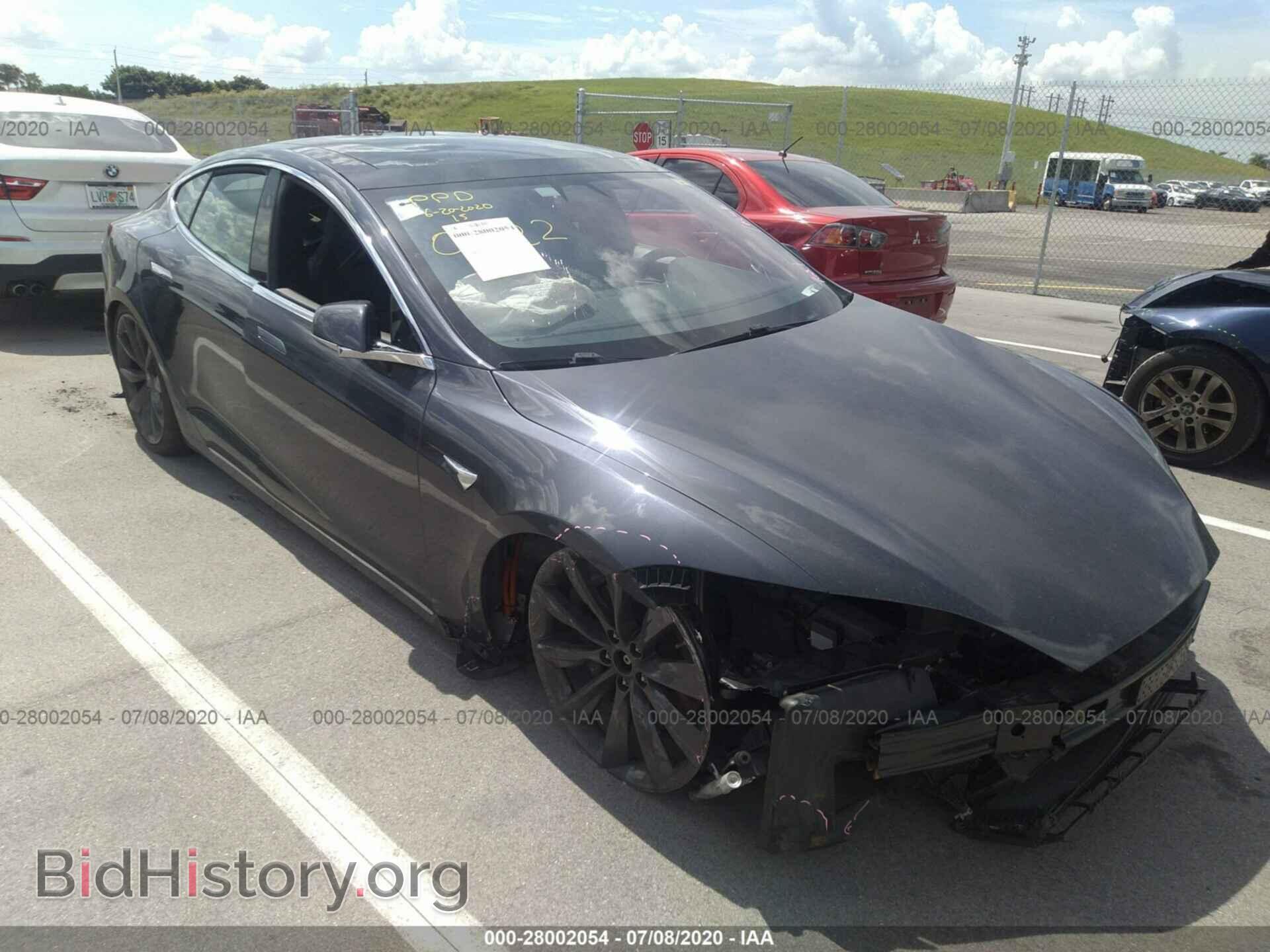 Фотография 5YJSA1E25GF170422 - TESLA MODEL S 2016