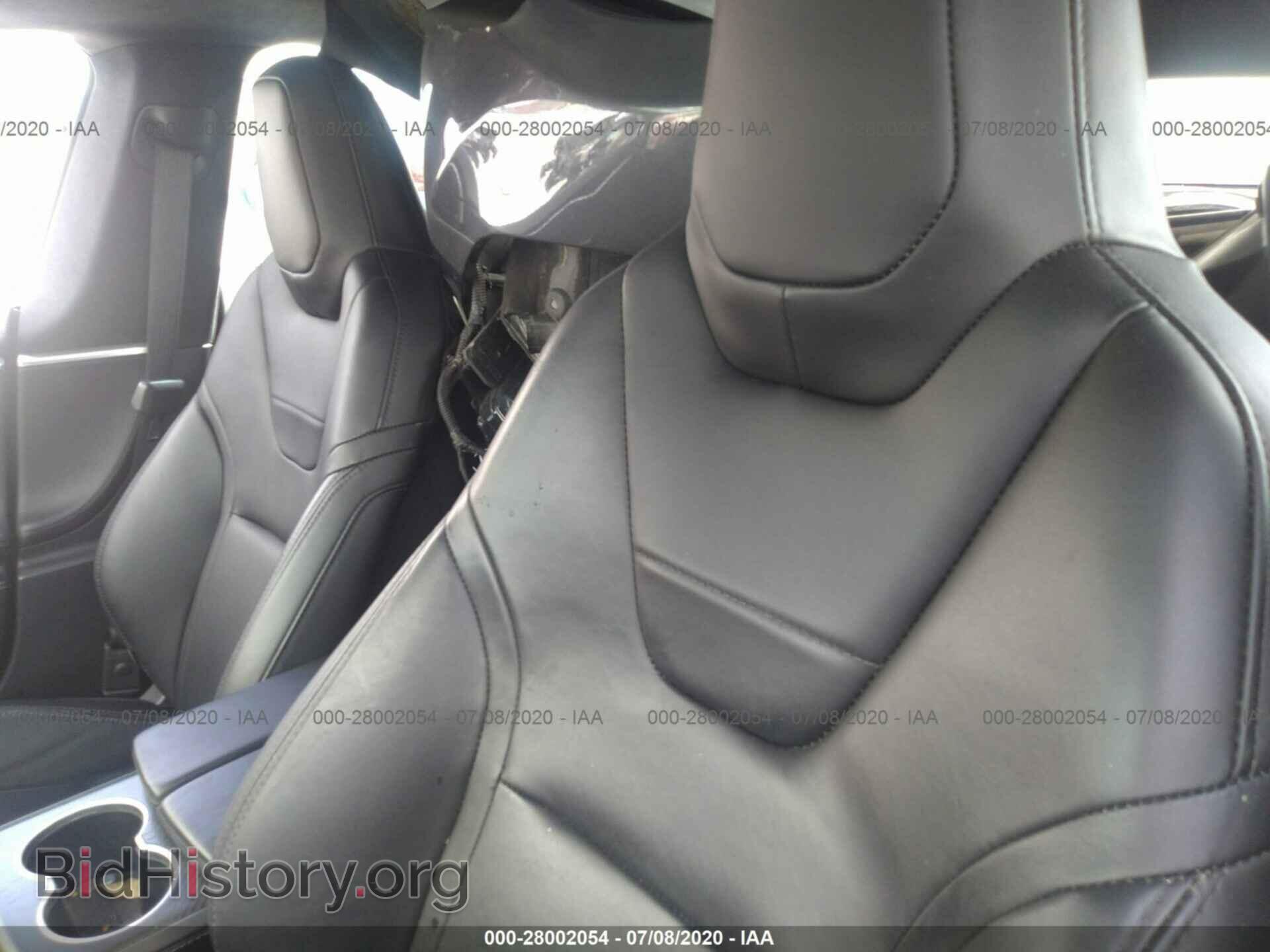 2016 TESLA MODEL S - VIN: 5YJSA1E25GF170422 - Фото 8