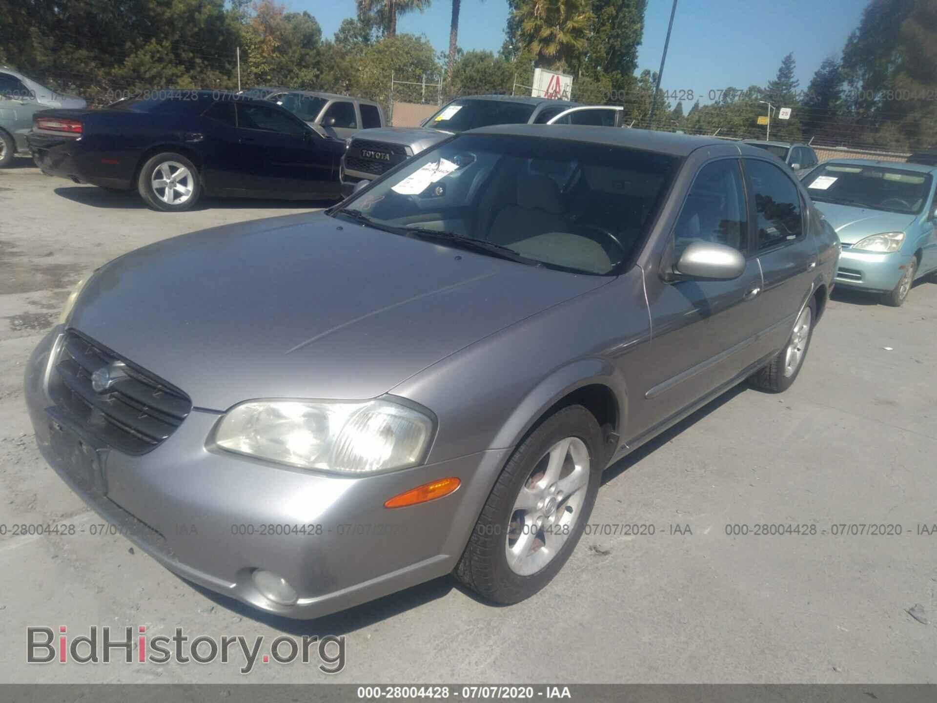 2000 NISSAN MAXIMA - VIN: JN1CA31D3YT740815 - Фото 2