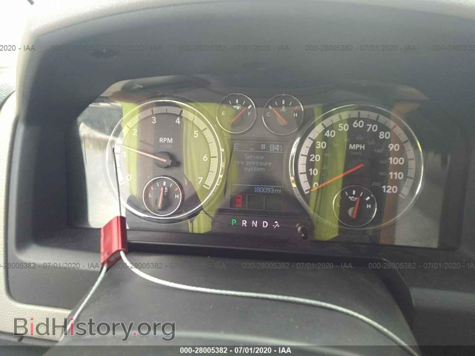 2010 DODGE RAM 1500 - VIN: 1D7RB1CT0AS193453 - Фото 7