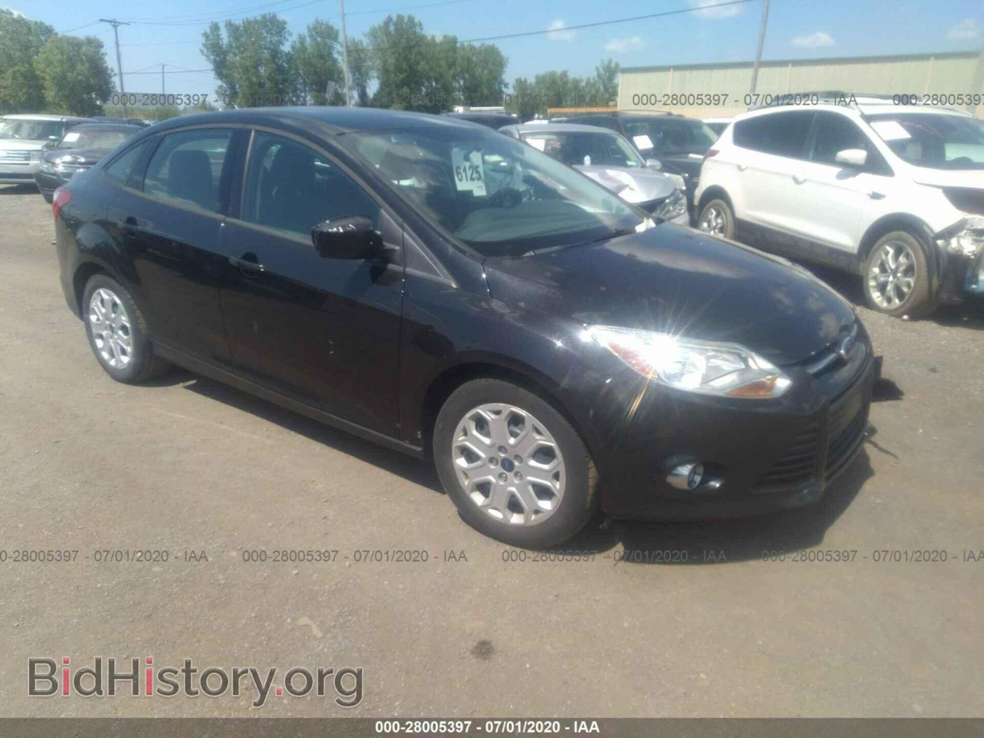 Photo 1FAHP3F29CL152361 - FORD FOCUS 2012