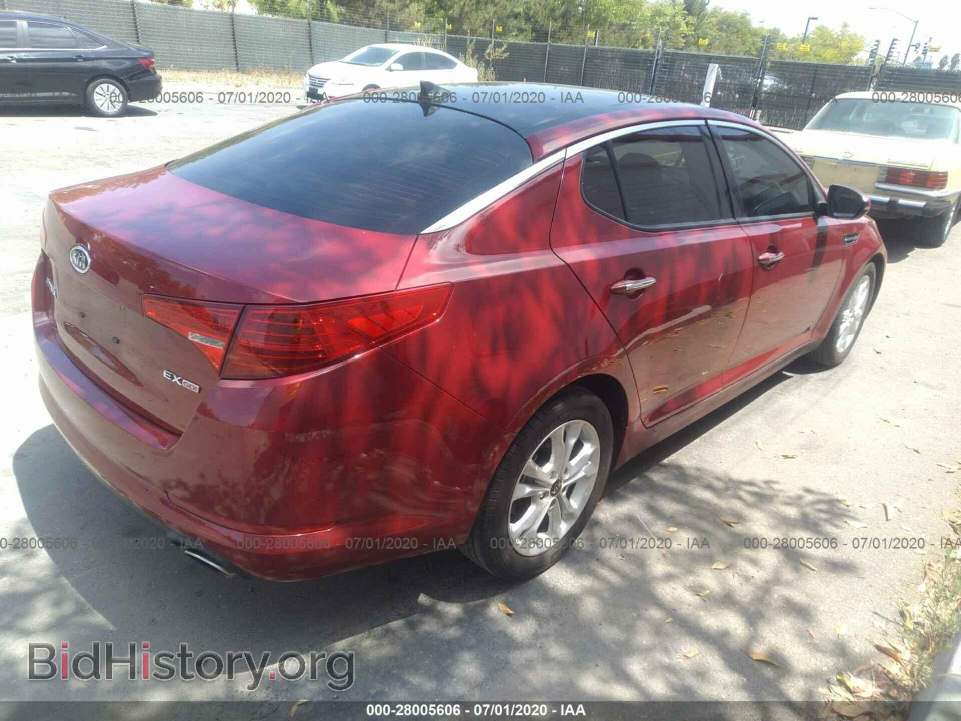 2011 KIA OPTIMA - VIN: KNAGN4A75B5114422 - Photo 4