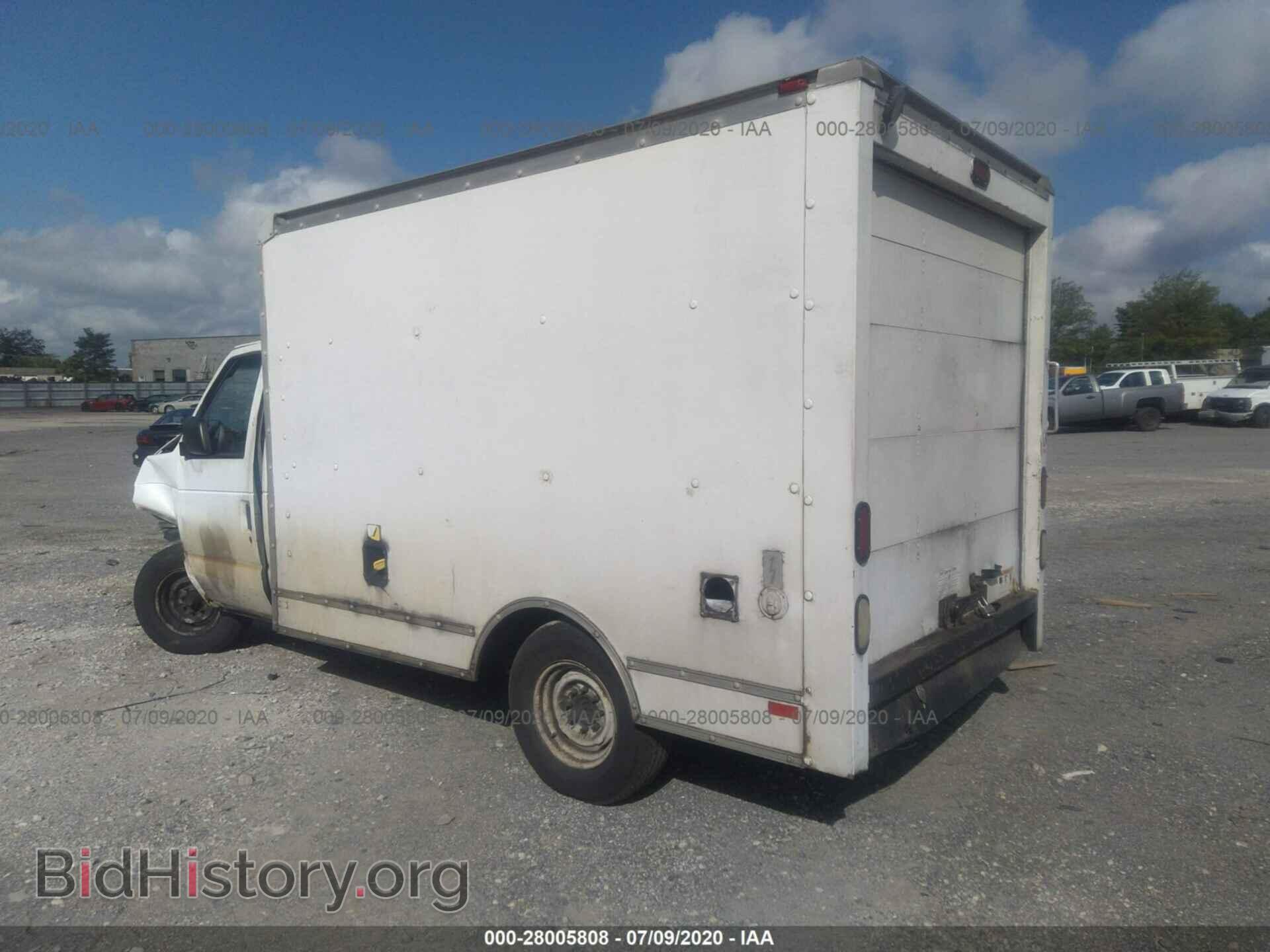 1998 FORD ECONOLINE - VIN: 1FDNE2728WHA86674 - Фото 3