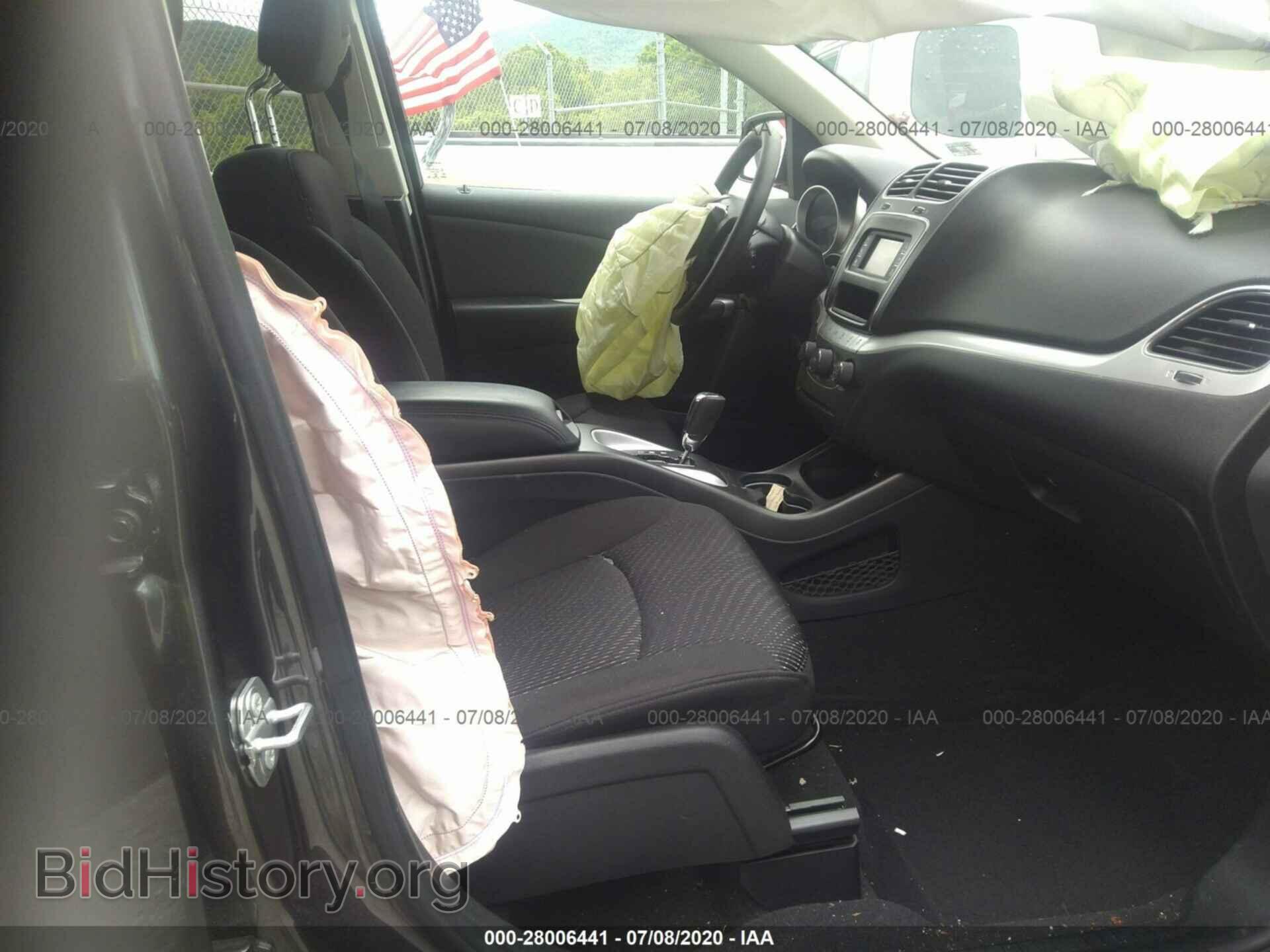 2019 DODGE JOURNEY - VIN: 3C4PDCAB6KT770939 - Фото 5