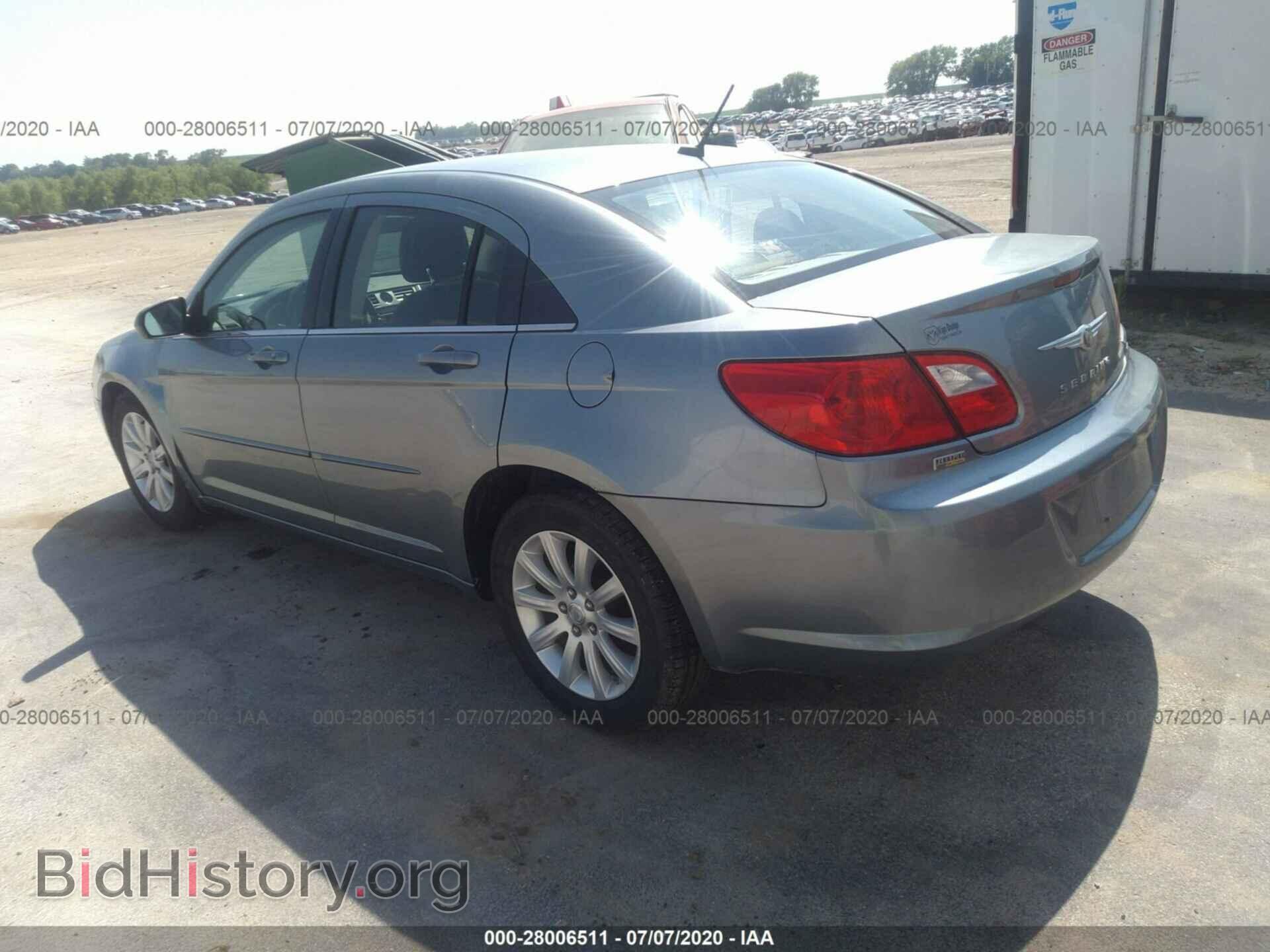 2010 CHRYSLER SEBRING - VIN: 1C3CC5FD9AN194449 - Фото 3