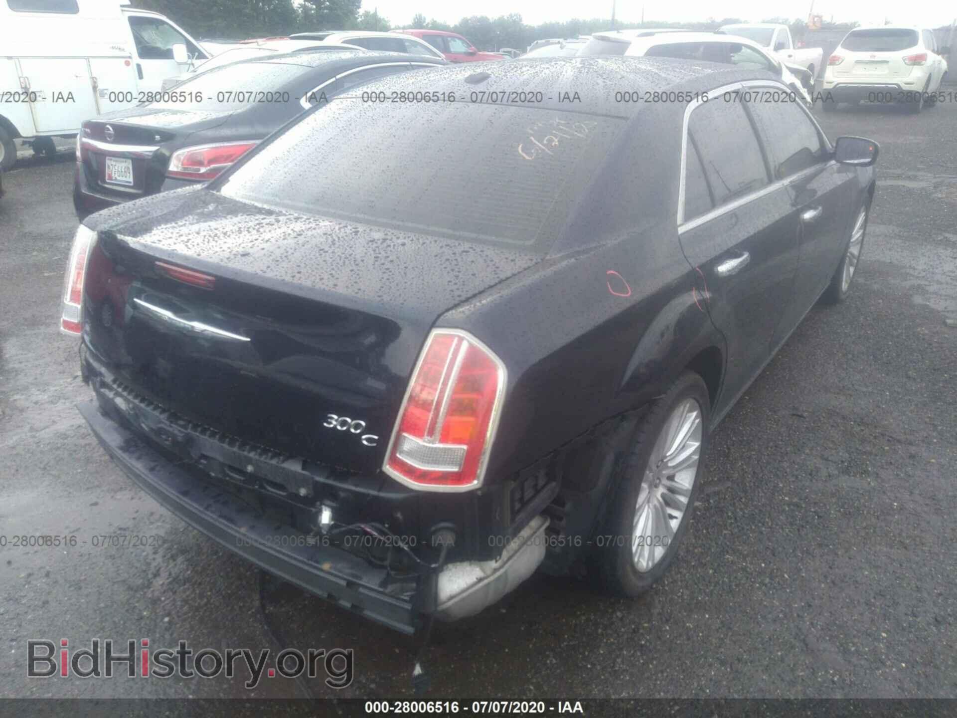 2011 CHRYSLER 300 - VIN: 2C3CA6CT4BH559072 - Photo 4