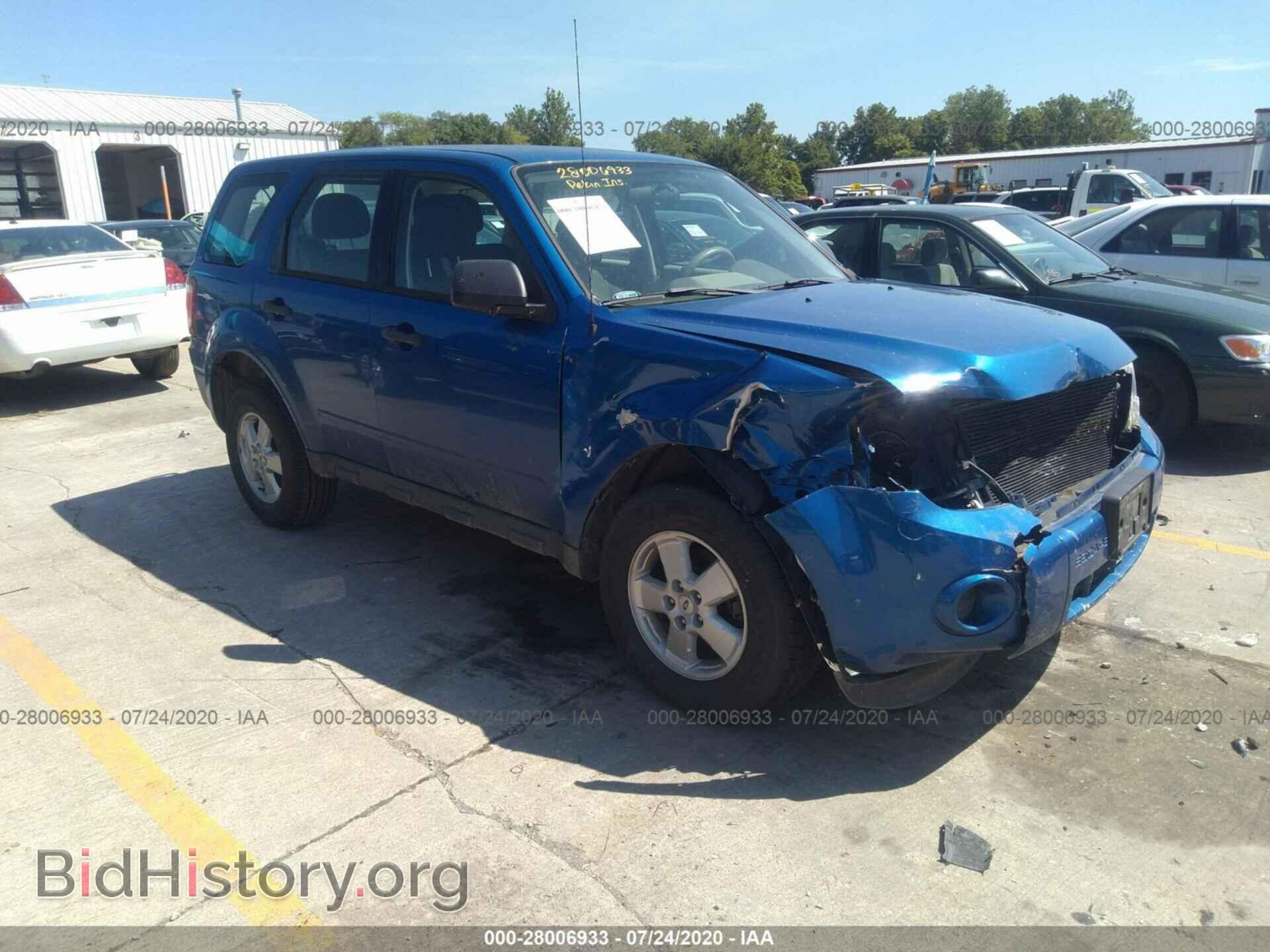 Фотография 1FMCU0C76BKB33097 - FORD ESCAPE 2011