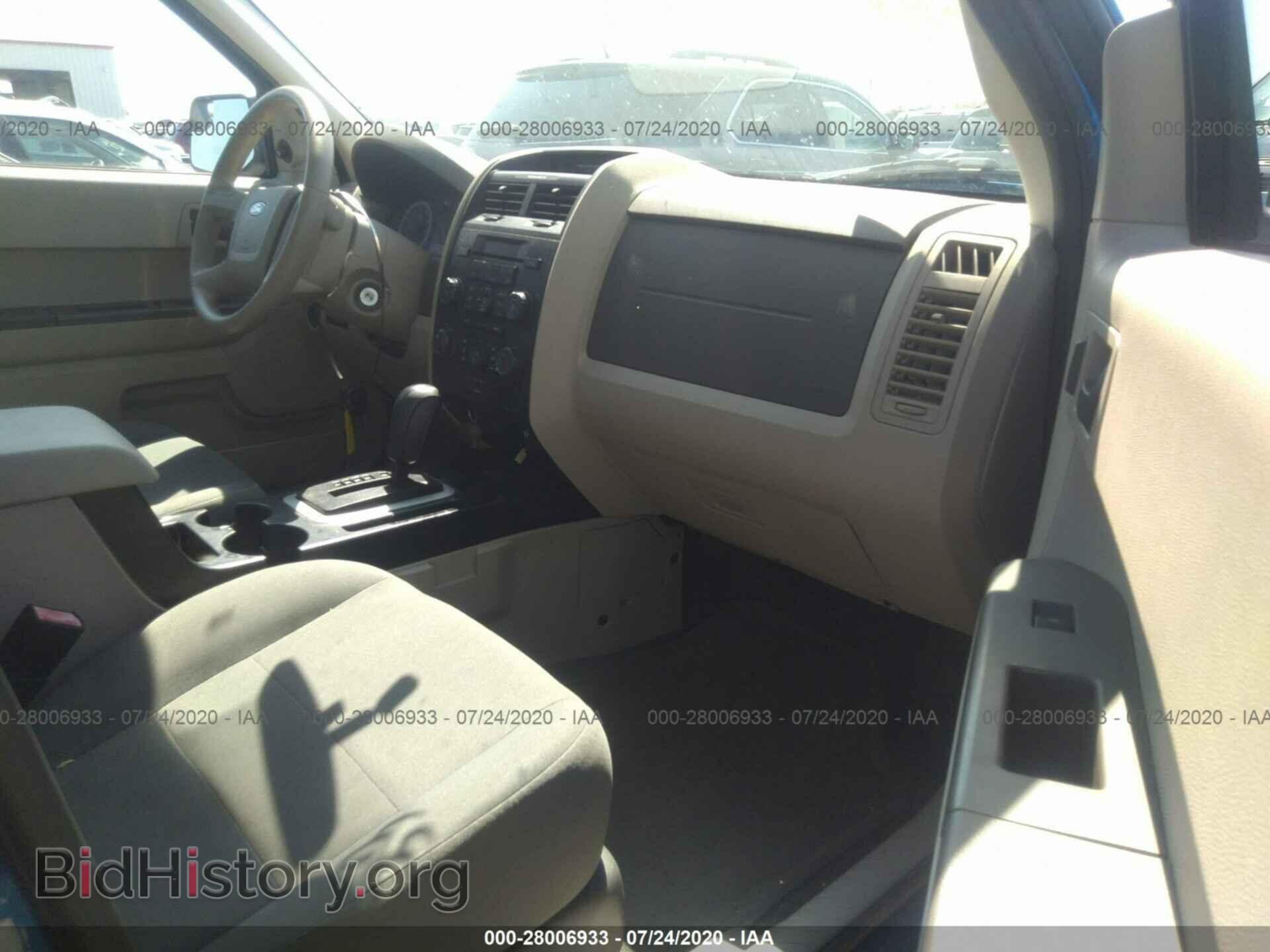 2011 FORD ESCAPE - VIN: 1FMCU0C76BKB33097 - Фото 5