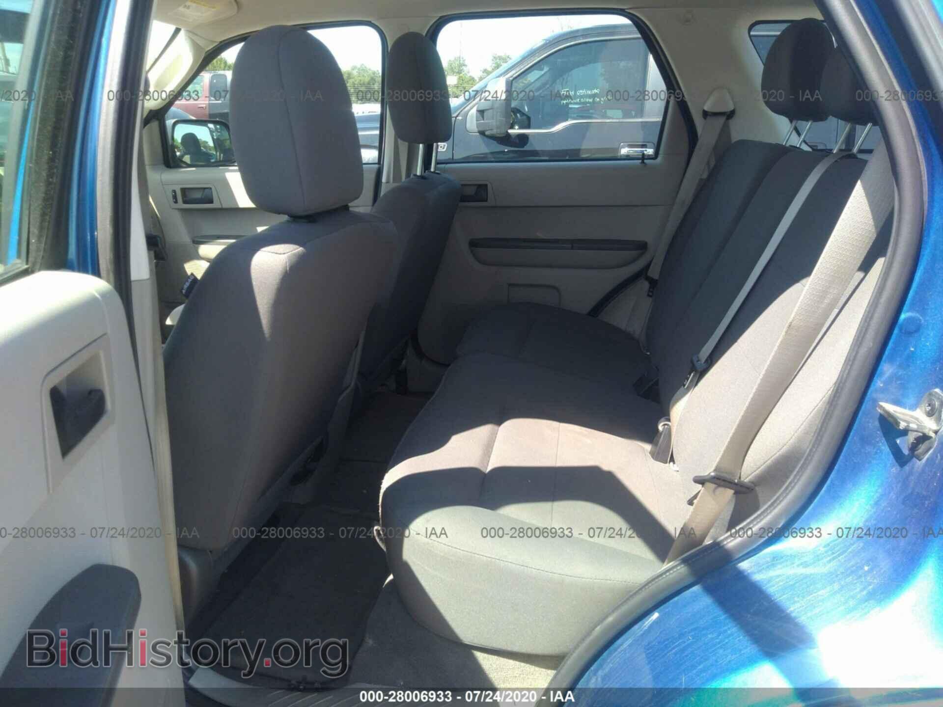 2011 FORD ESCAPE - VIN: 1FMCU0C76BKB33097 - Фото 8