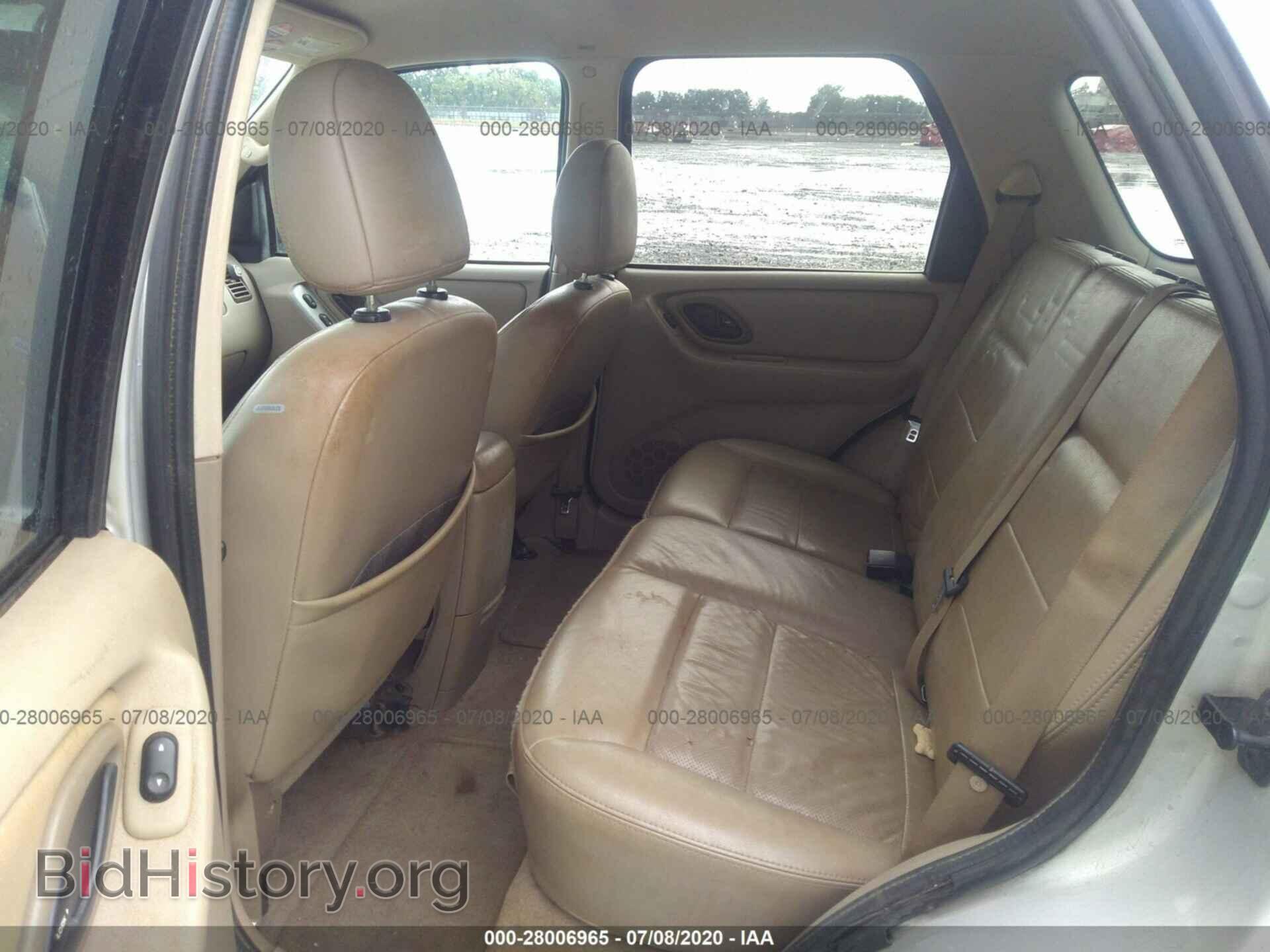 2005 FORD ESCAPE - VIN: 1FMCU04115KD38888 - Фото 8
