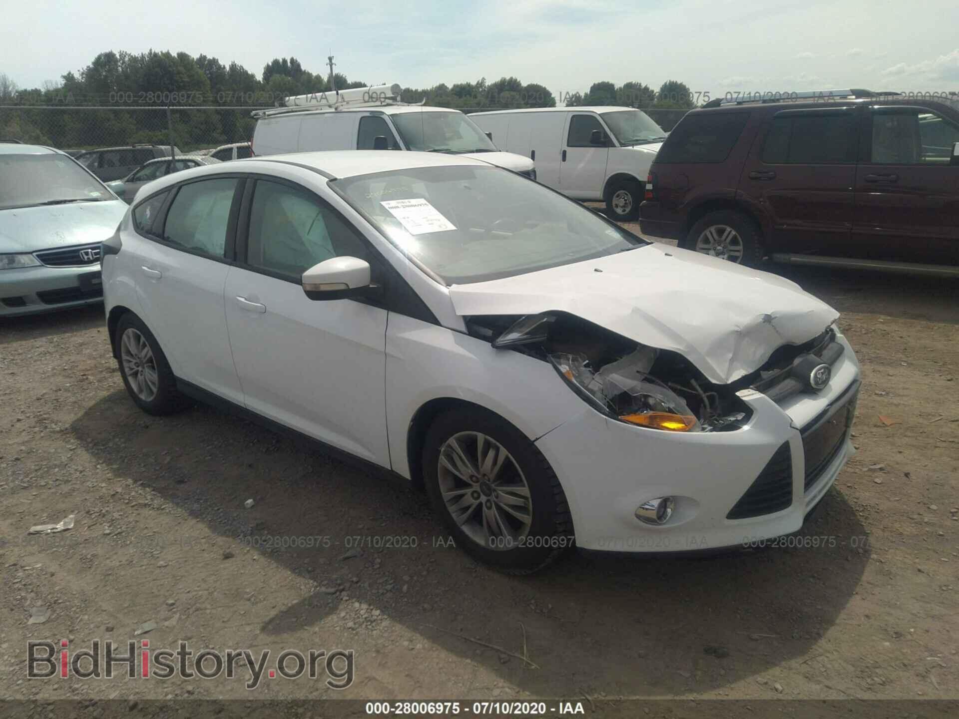 Photo 1FAHP3M2XCL338896 - FORD FOCUS 2012