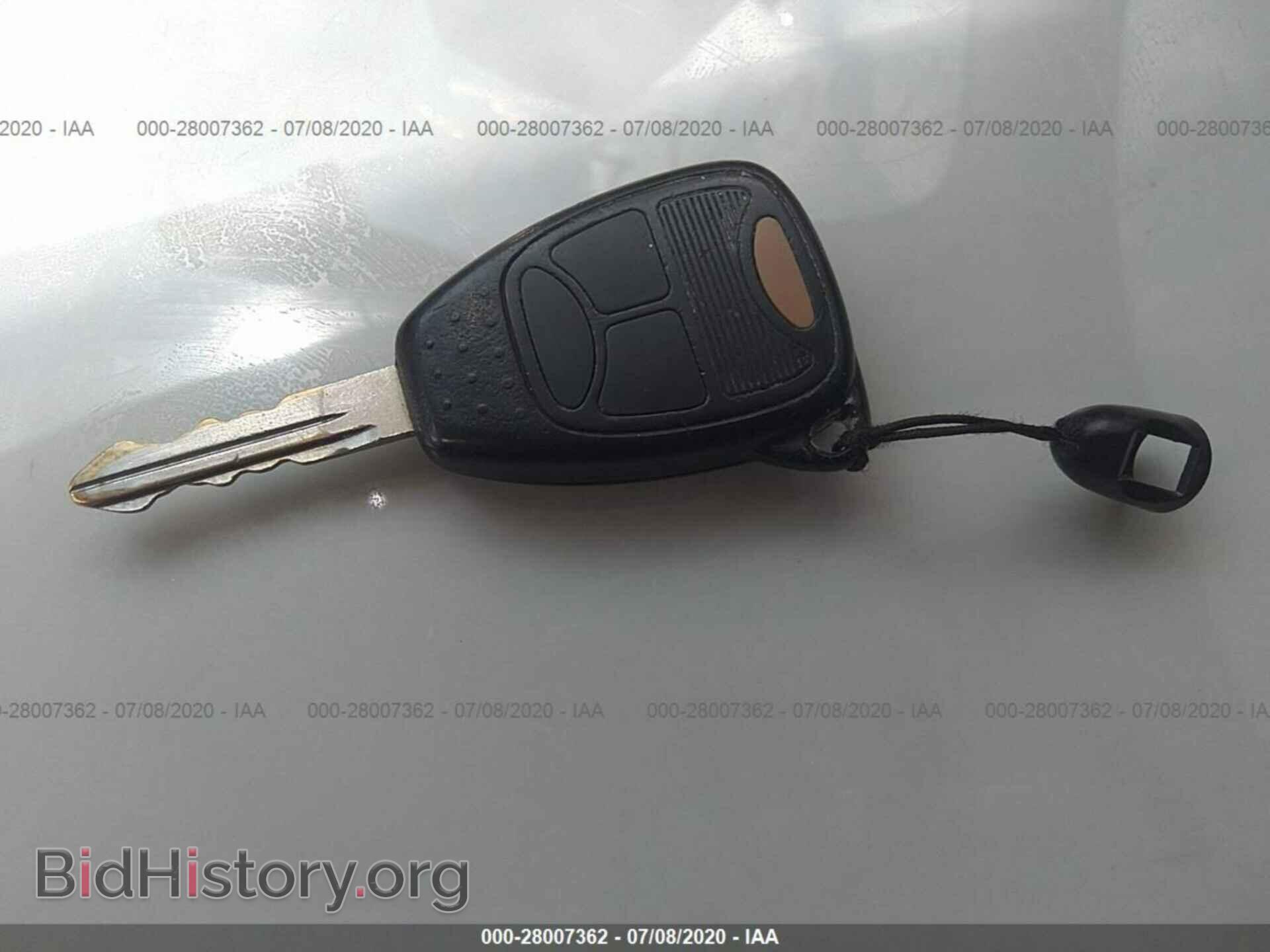 2008 DODGE AVENGER - VIN: 1B3LC76M38N213290 - Фото 11