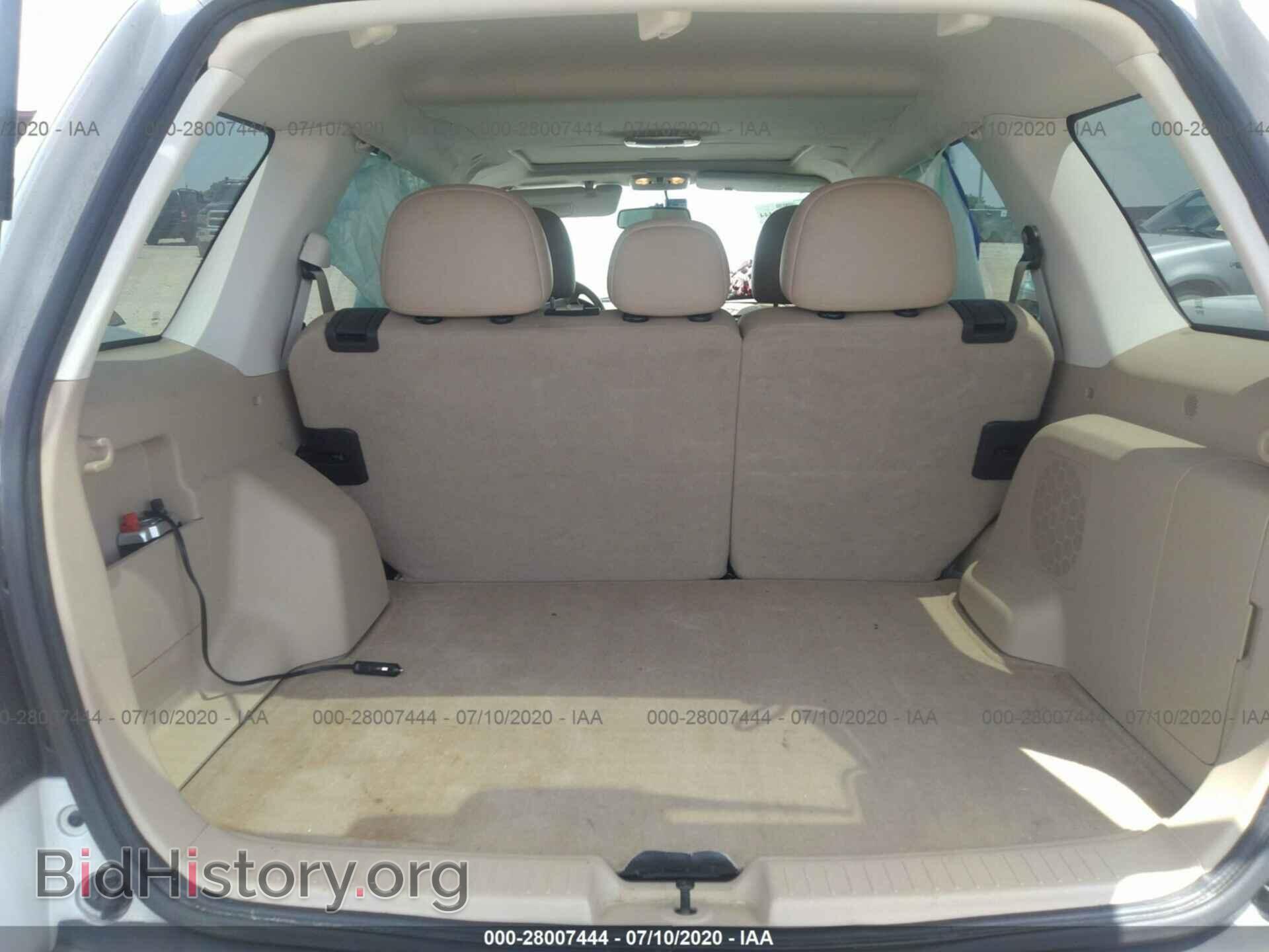 2011 FORD ESCAPE - VIN: 1FMCU0EG2BKA97910 - Photo 8