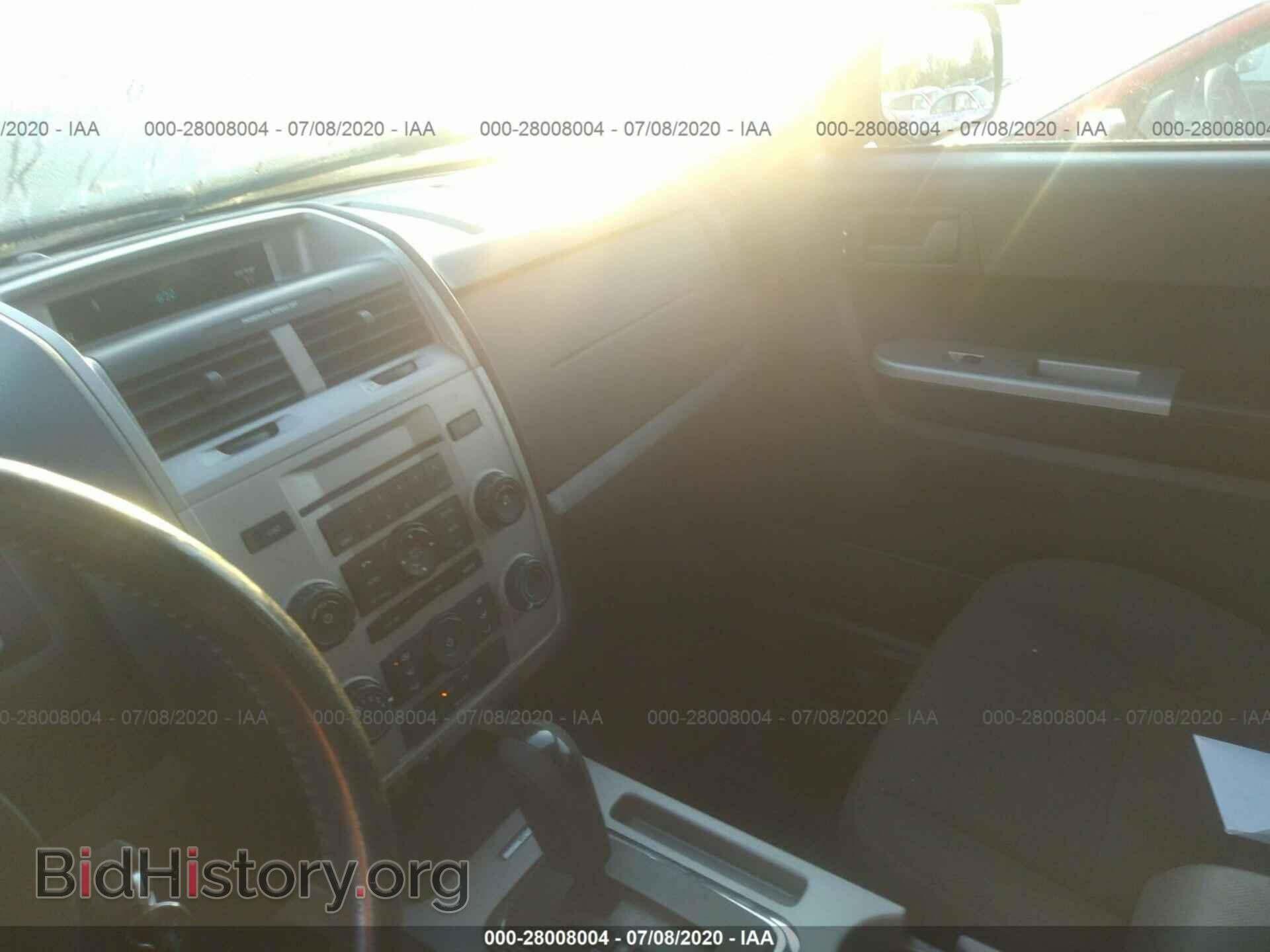 2009 FORD ESCAPE - VIN: 1FMCU93G09KC59471 - Фото 5