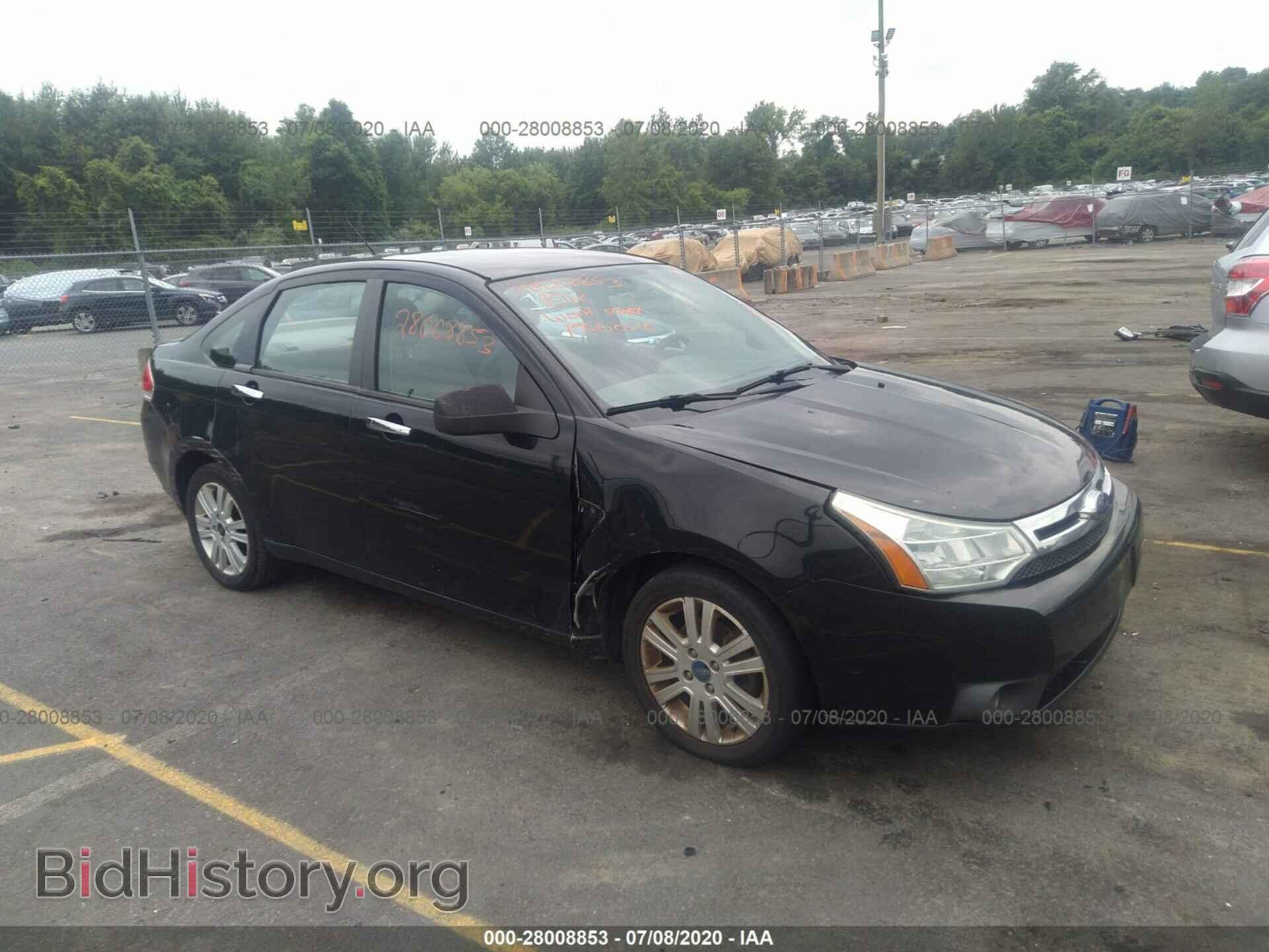 Photo 1FAHP35N28W175725 - FORD FOCUS 2008
