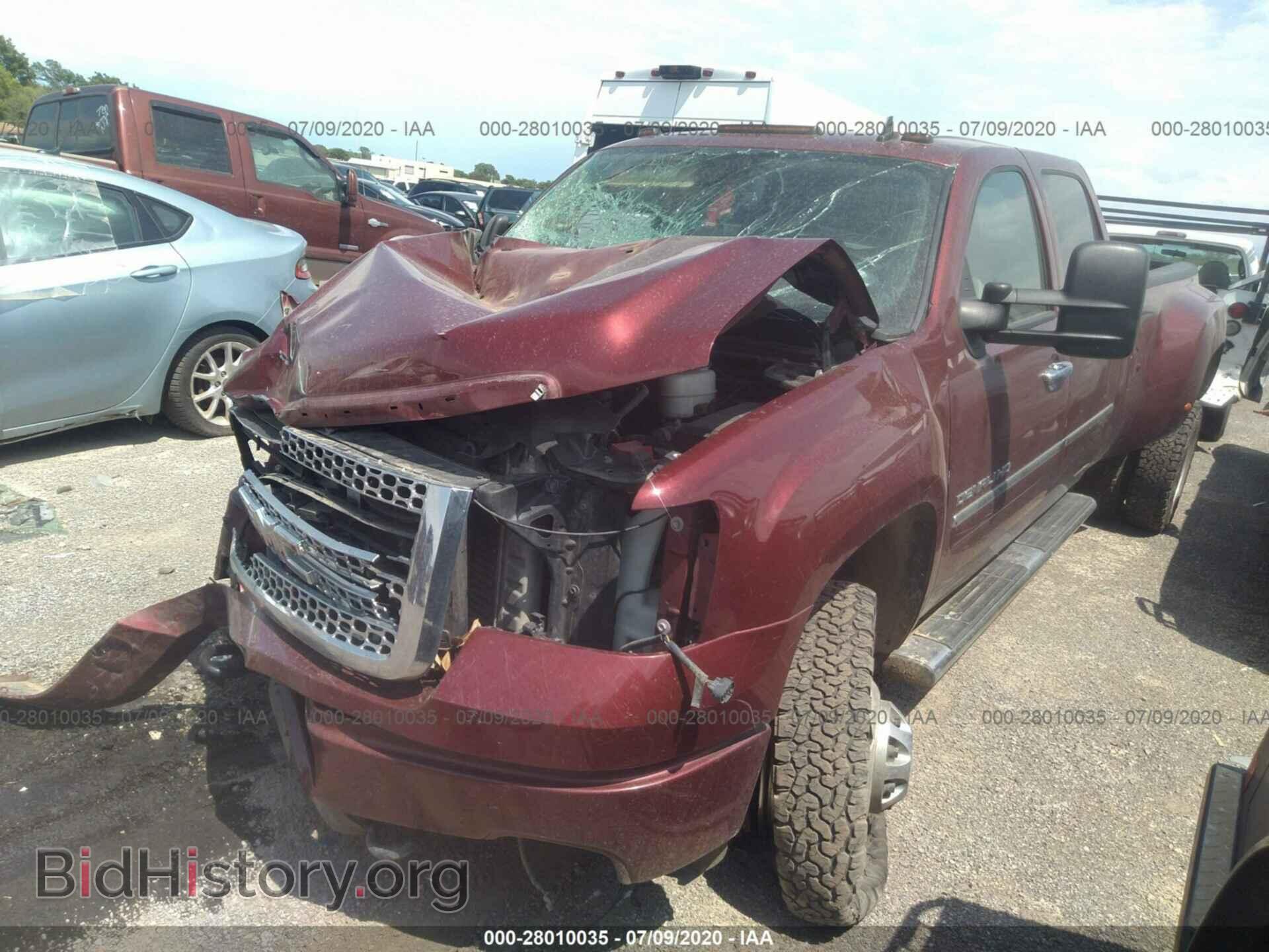 2013 GMC SIERRA 3500HD - VIN: 1GT426C85DF143321 - Фото 2