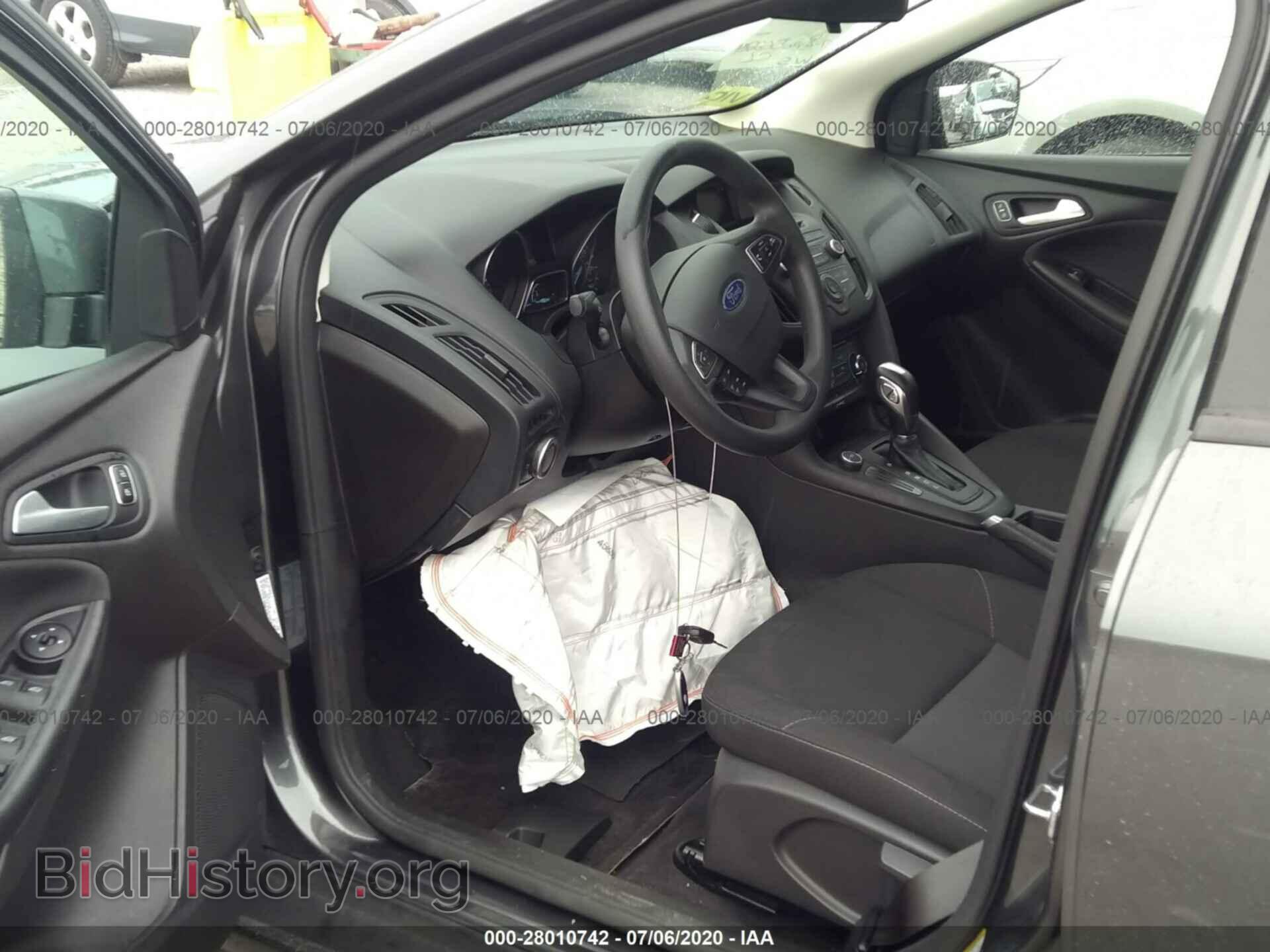 2016 FORD FOCUS - VIN: 1FADP3F26GL403972 - Photo 5