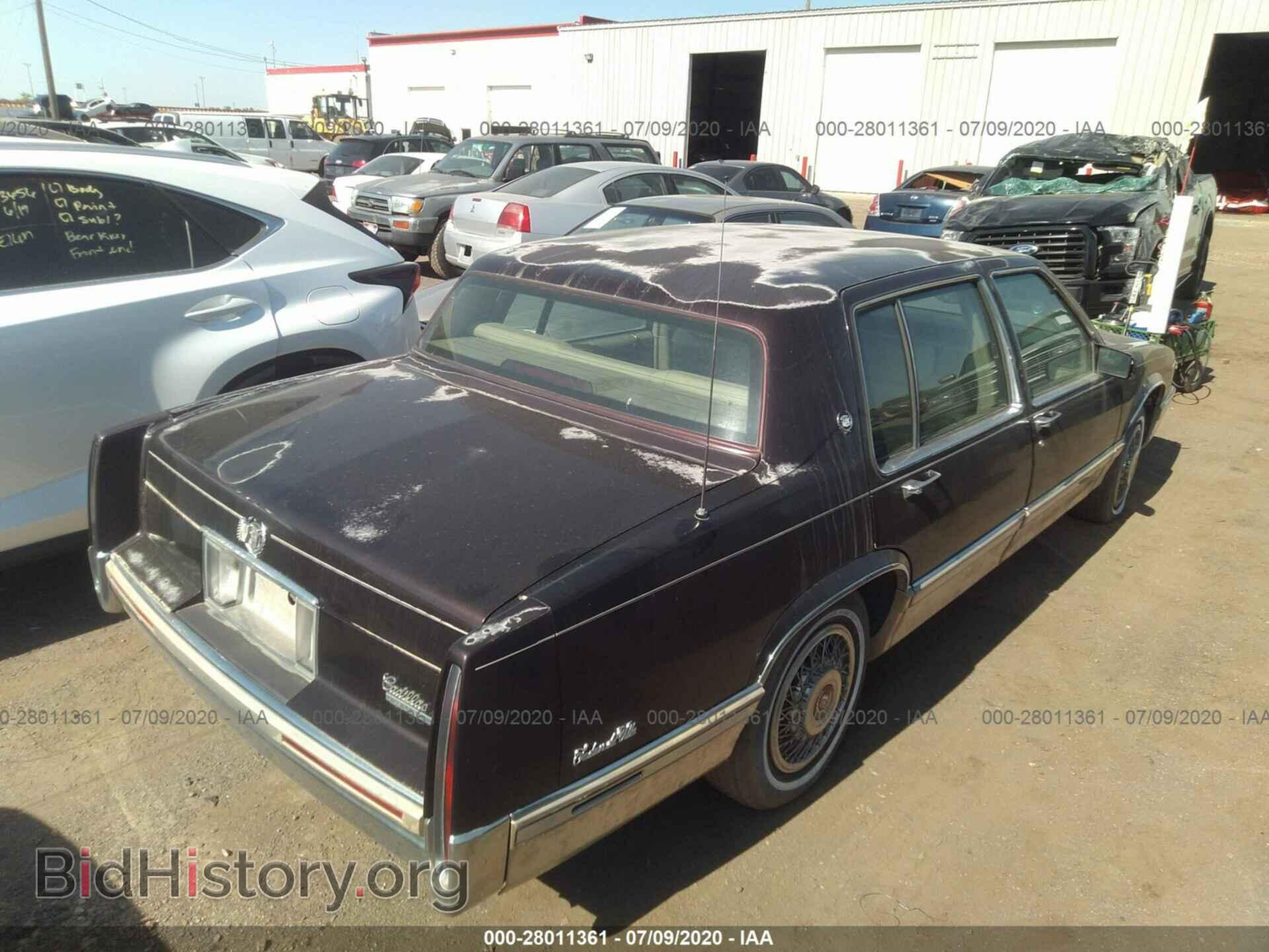 1992 CADILLAC DEVILLE - VIN: 1G6CD53B7N4264590 - Photo 4