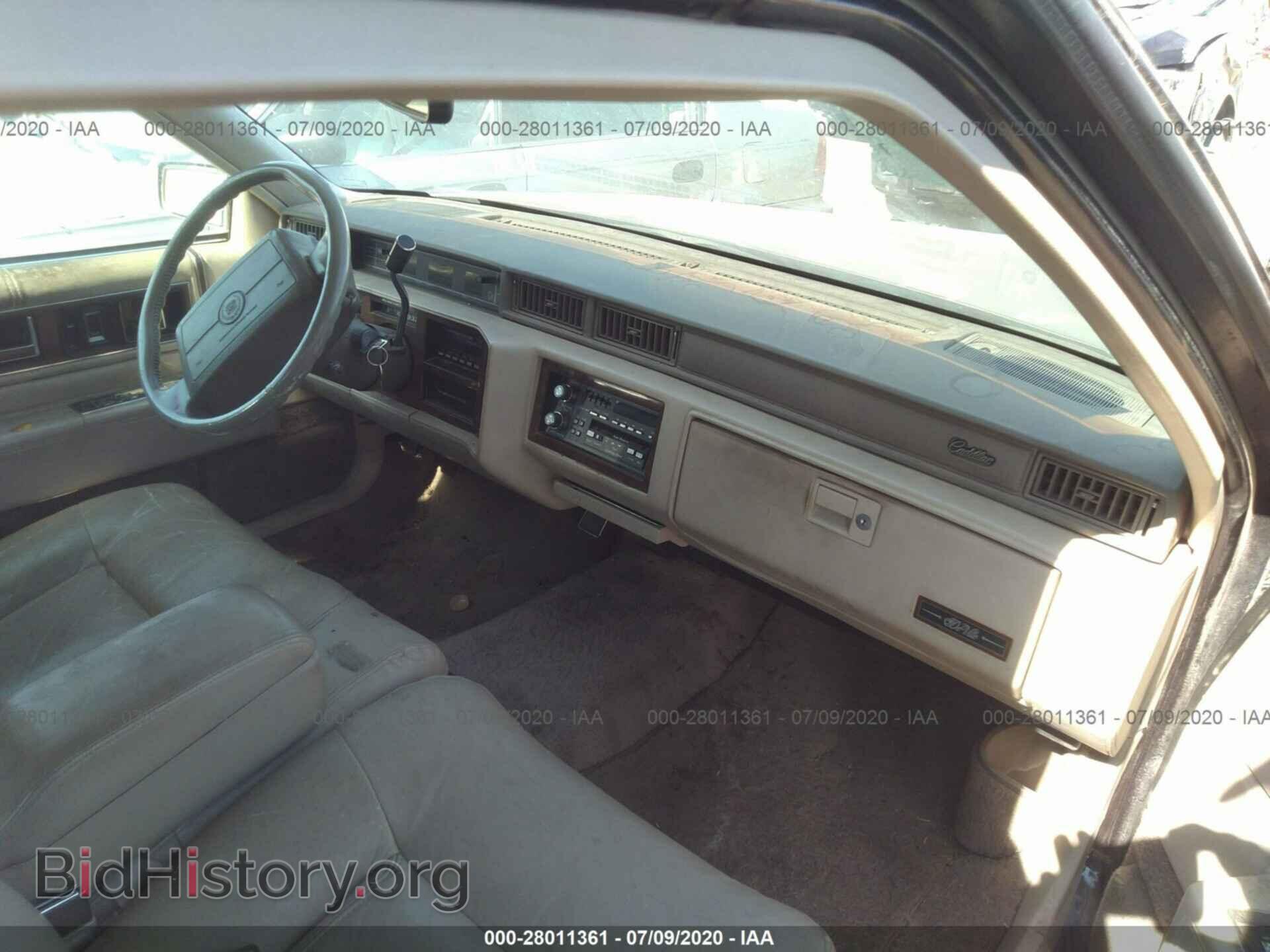 1992 CADILLAC DEVILLE - VIN: 1G6CD53B7N4264590 - Photo 5