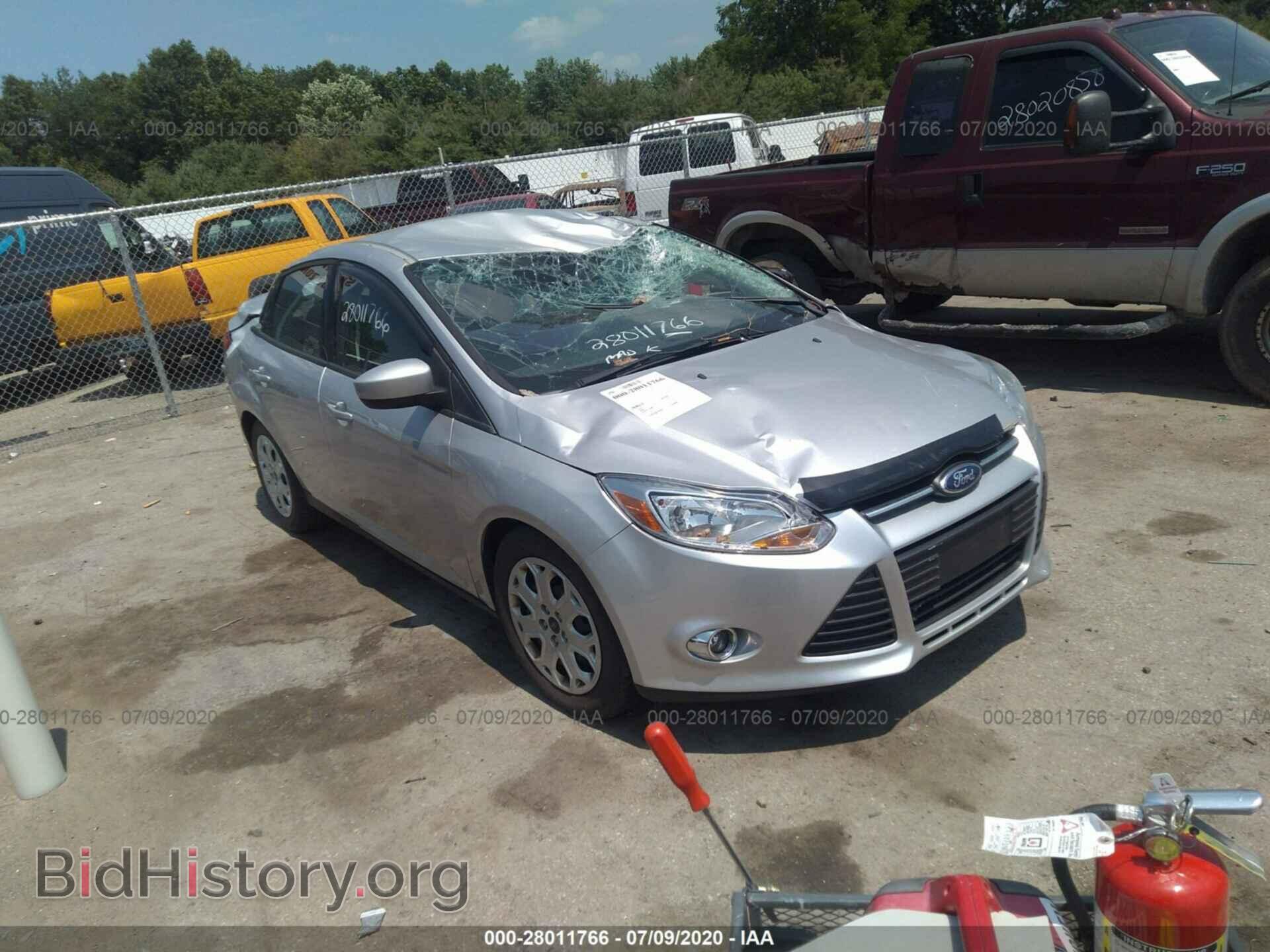 Photo 1FAHP3F22CL320342 - FORD FOCUS 2012