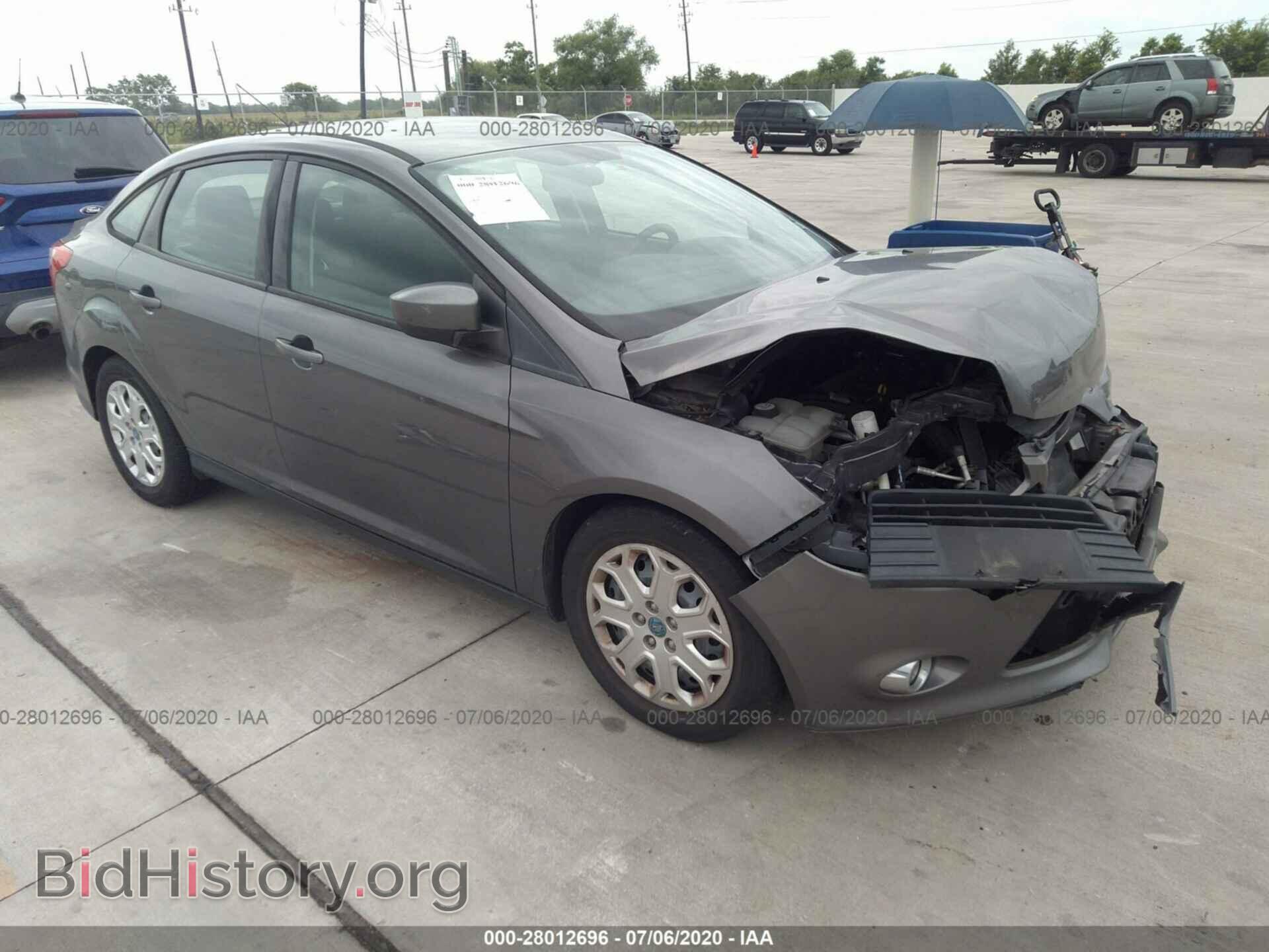 Photo 1FAHP3F24CL211378 - FORD FOCUS 2012