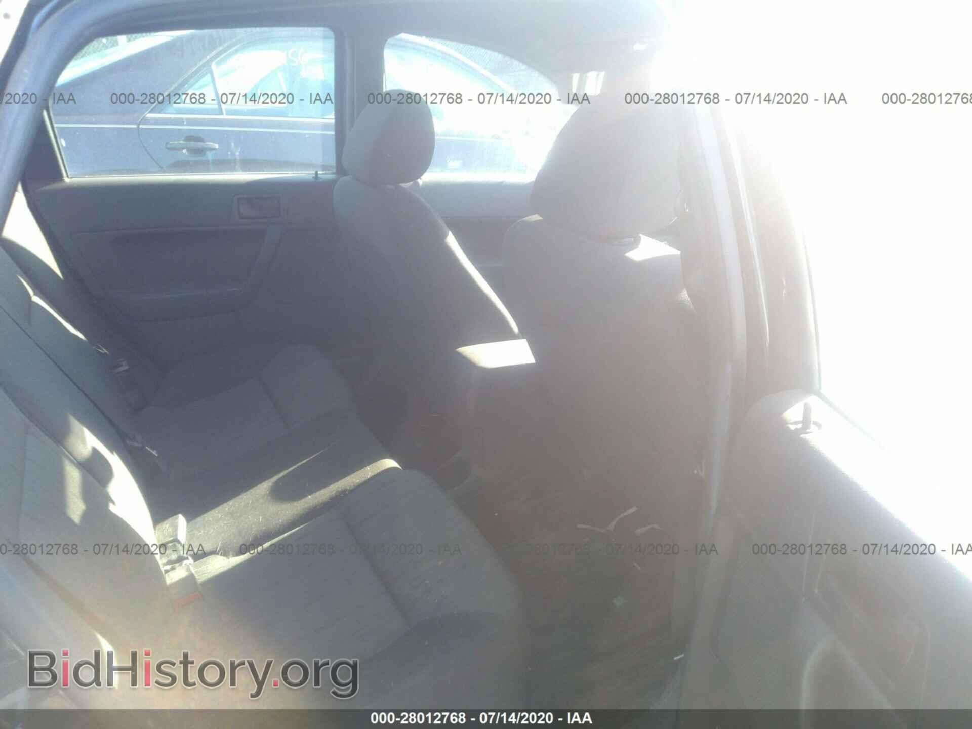 2011 FORD FOCUS - VIN: 1FAHP3FN4BW147267 - Фото 8