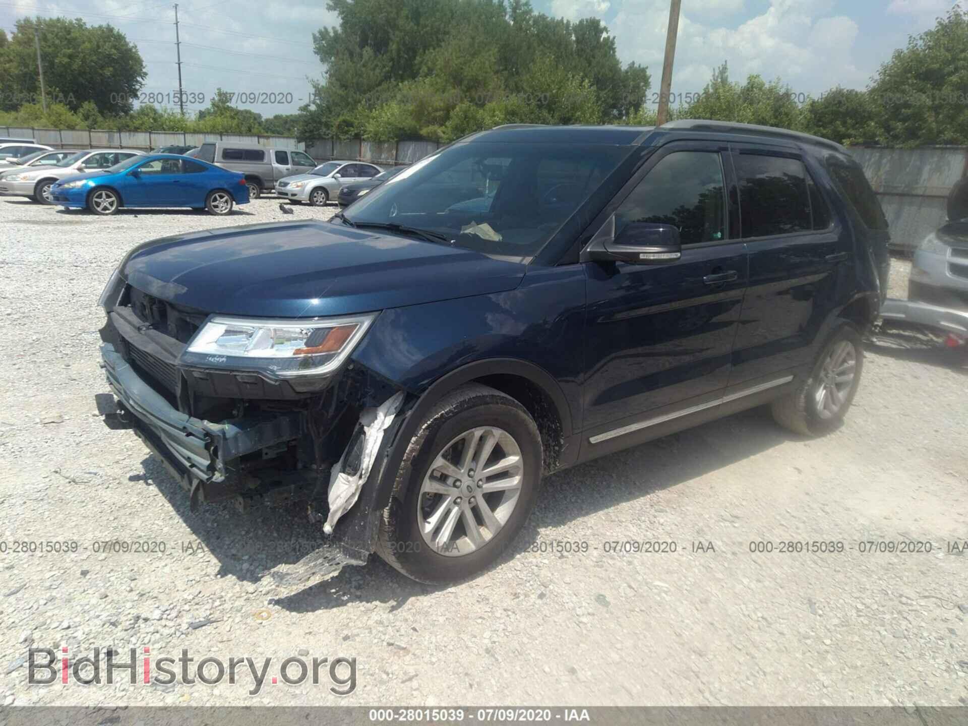 2017 FORD EXPLORER - VIN: 1FM5K7DH1HGB20557 - Фото 2