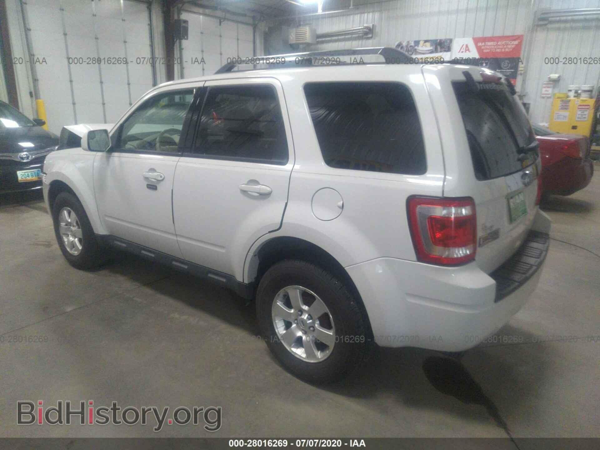 2011 FORD ESCAPE - VIN: 1FMCU0EG4BKC69449 - Фото 3
