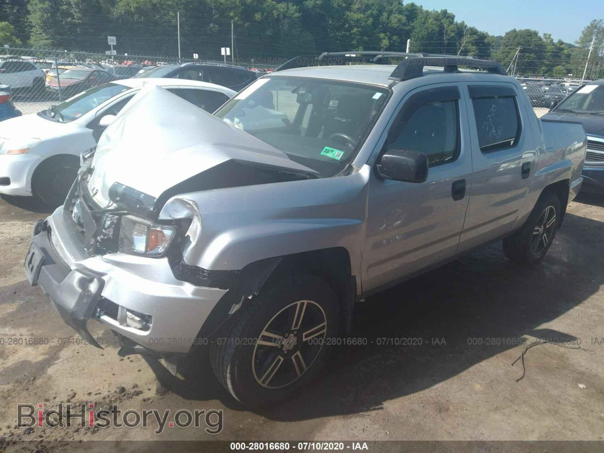 2014 HONDA RIDGELINE - VIN: 5FPYK1F72EB005188 - Фото 2