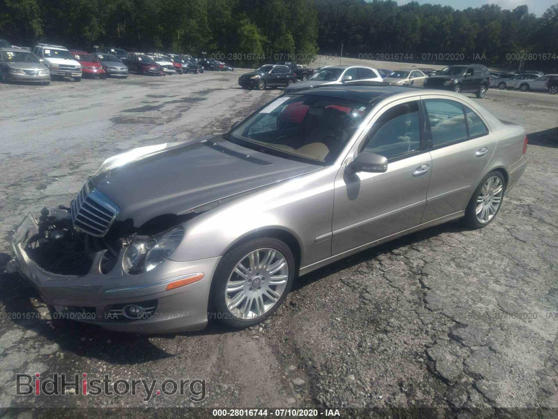 2008 MERCEDES-BENZ E-CLASS - VIN: WDBUF56X58B198588 - Фото 2