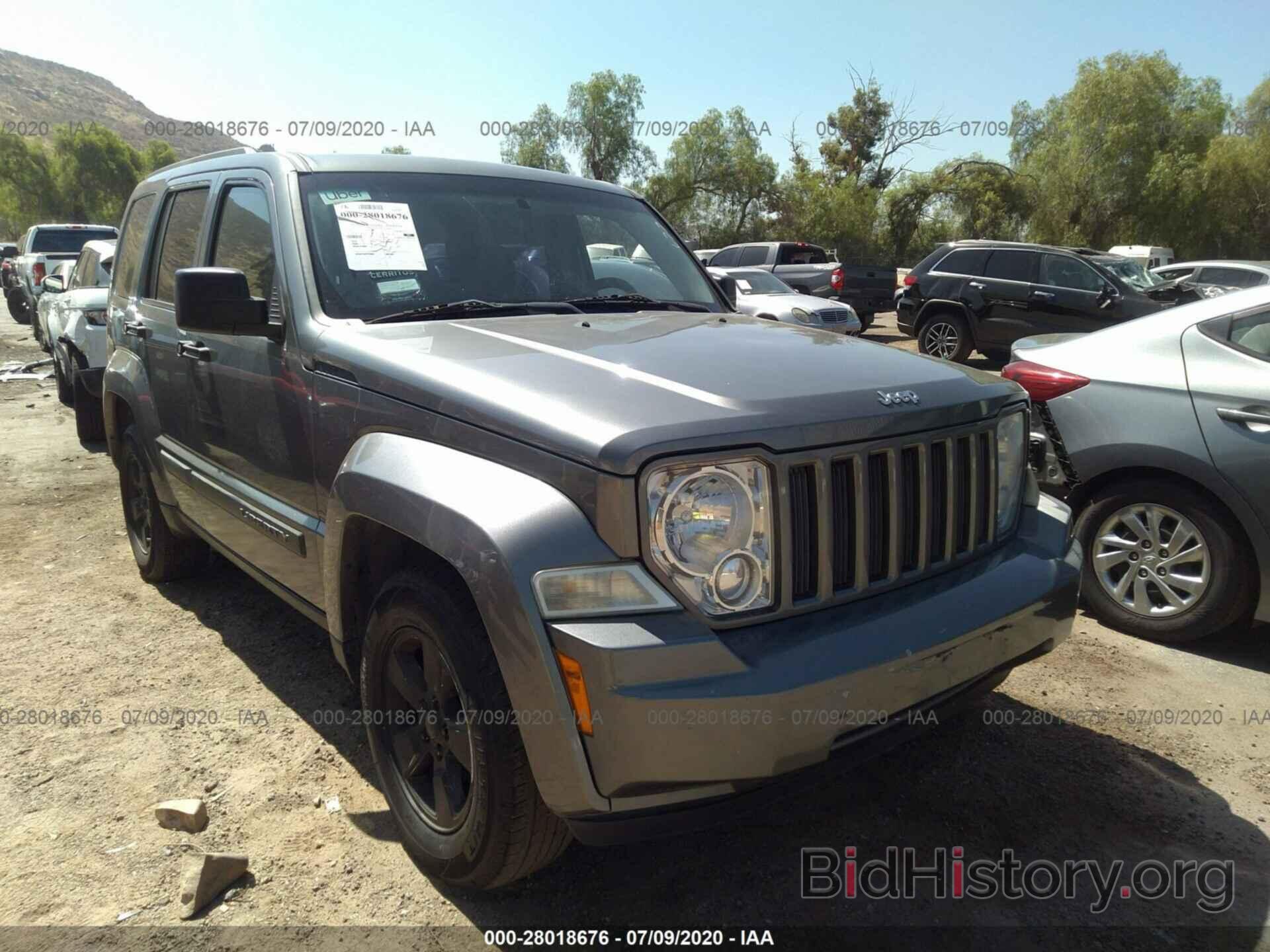 Фотография 1C4PJLAK0CW135459 - JEEP LIBERTY 2012