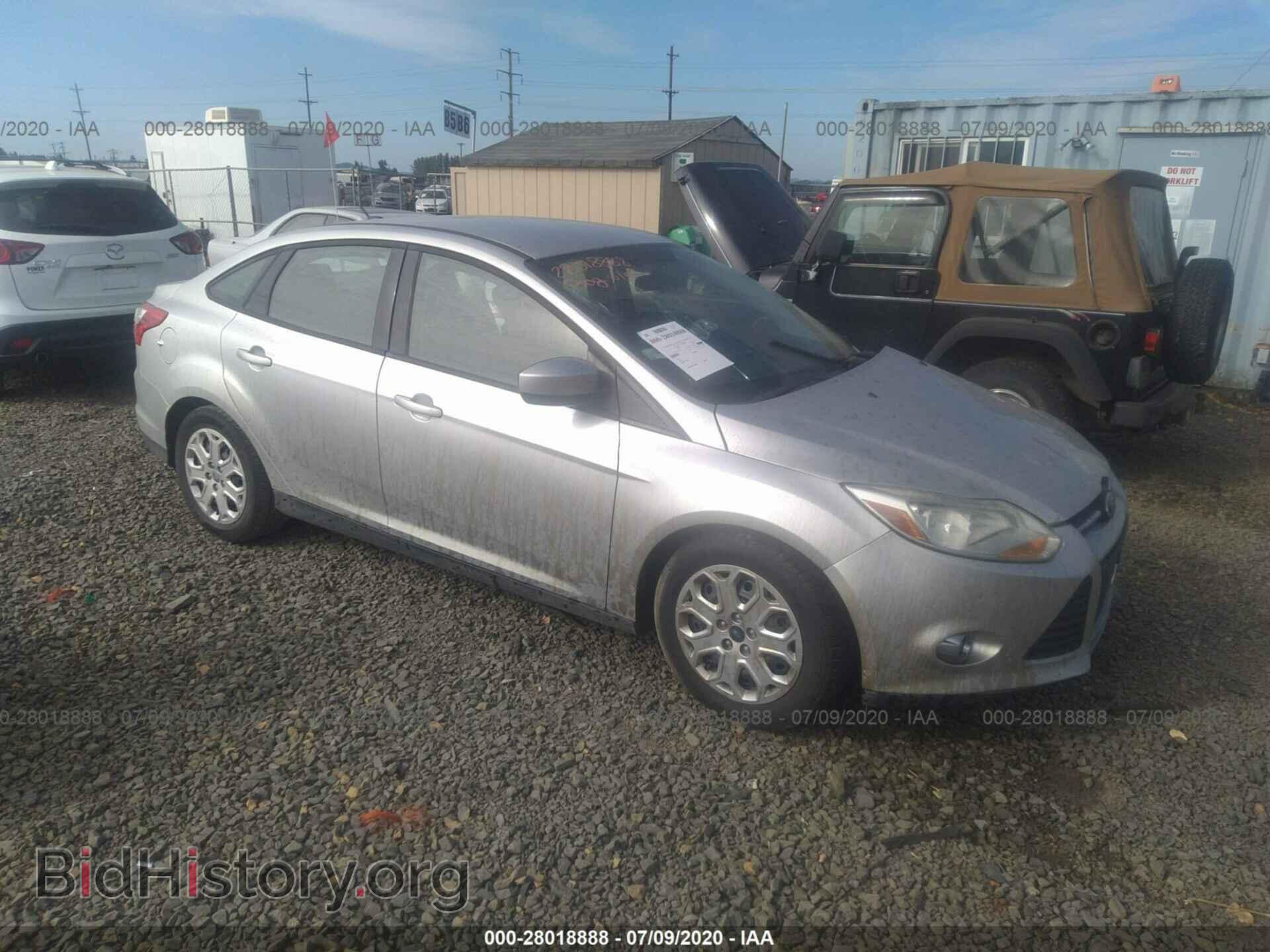 Photo 1FAHP3F23CL217401 - FORD FOCUS 2012