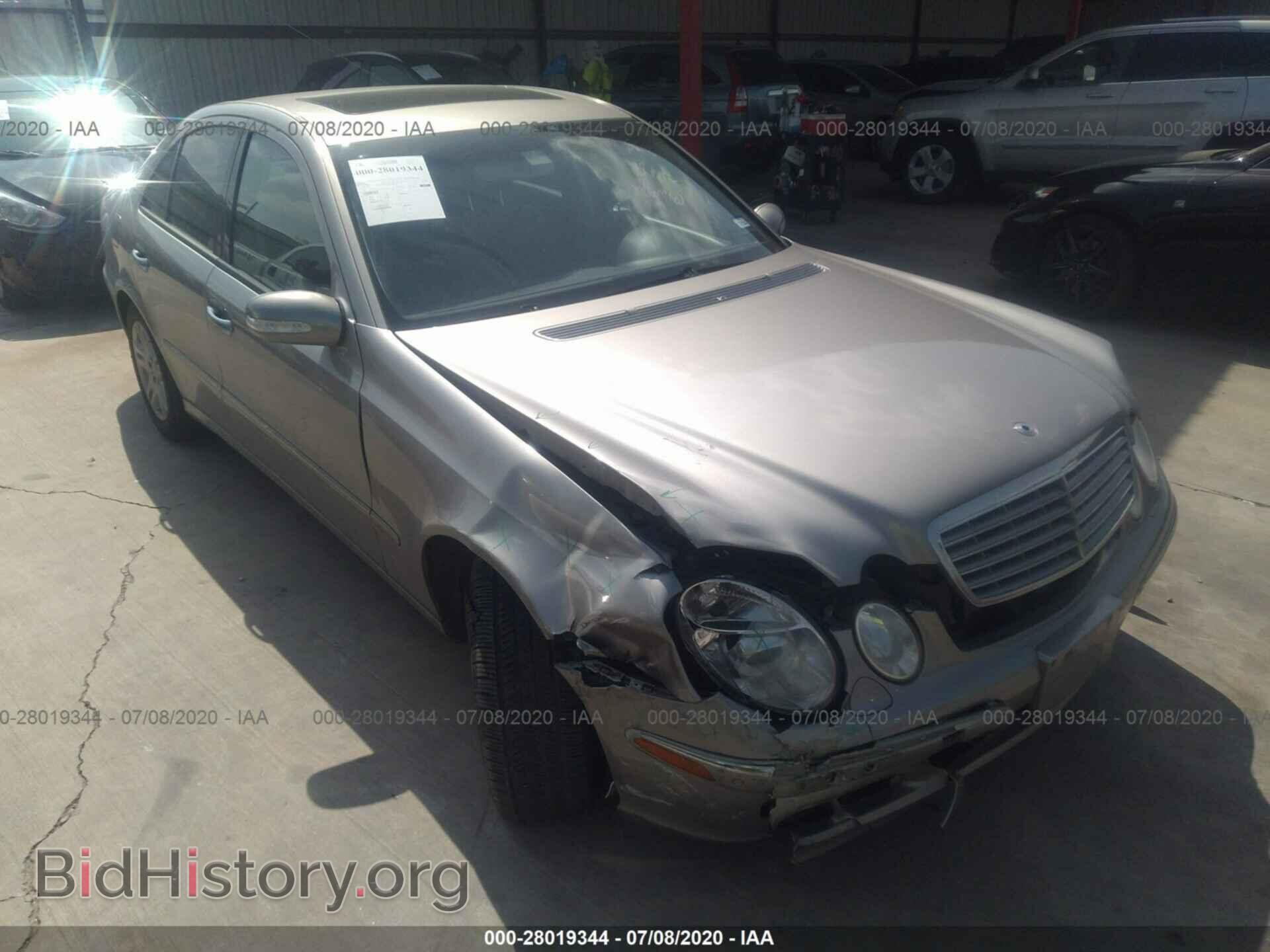 Фотография WDBUF65J33X110619 - MERCEDES-BENZ E-CLASS 2003