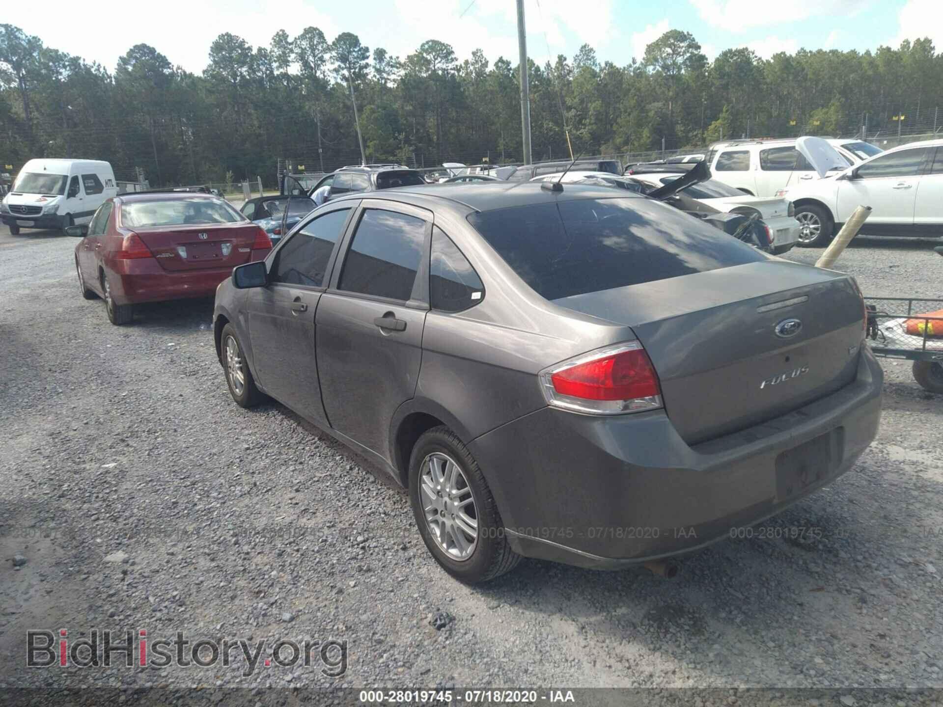 2009 FORD FOCUS - VIN: 1FAHP35N39W180790 - Фото 3